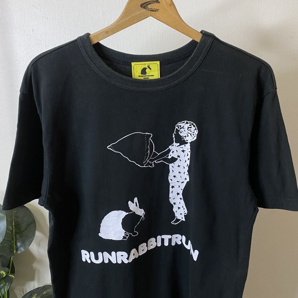 Band Tees Vintage 2006 Bump Of Chicken Run Rabbit Run Concert Tour Tee Size US M / EU 48-50 / 2 - 2 Thumbnail