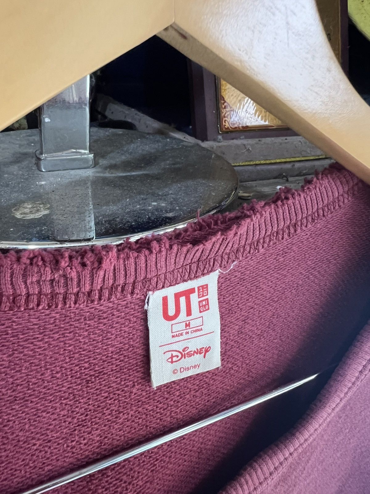 Disney 🔥Distressed Uniqlo x Disney Crewneck Sweatshirt Size US M / EU 48-50 / 2 - 7 Thumbnail