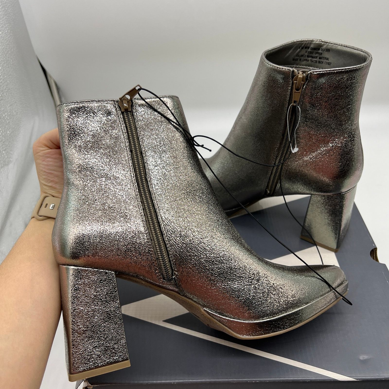Other Worthington Womens Bannow Flared Heel Booties Pewter Size US 8.5 / IT 38.5 - 5 Thumbnail