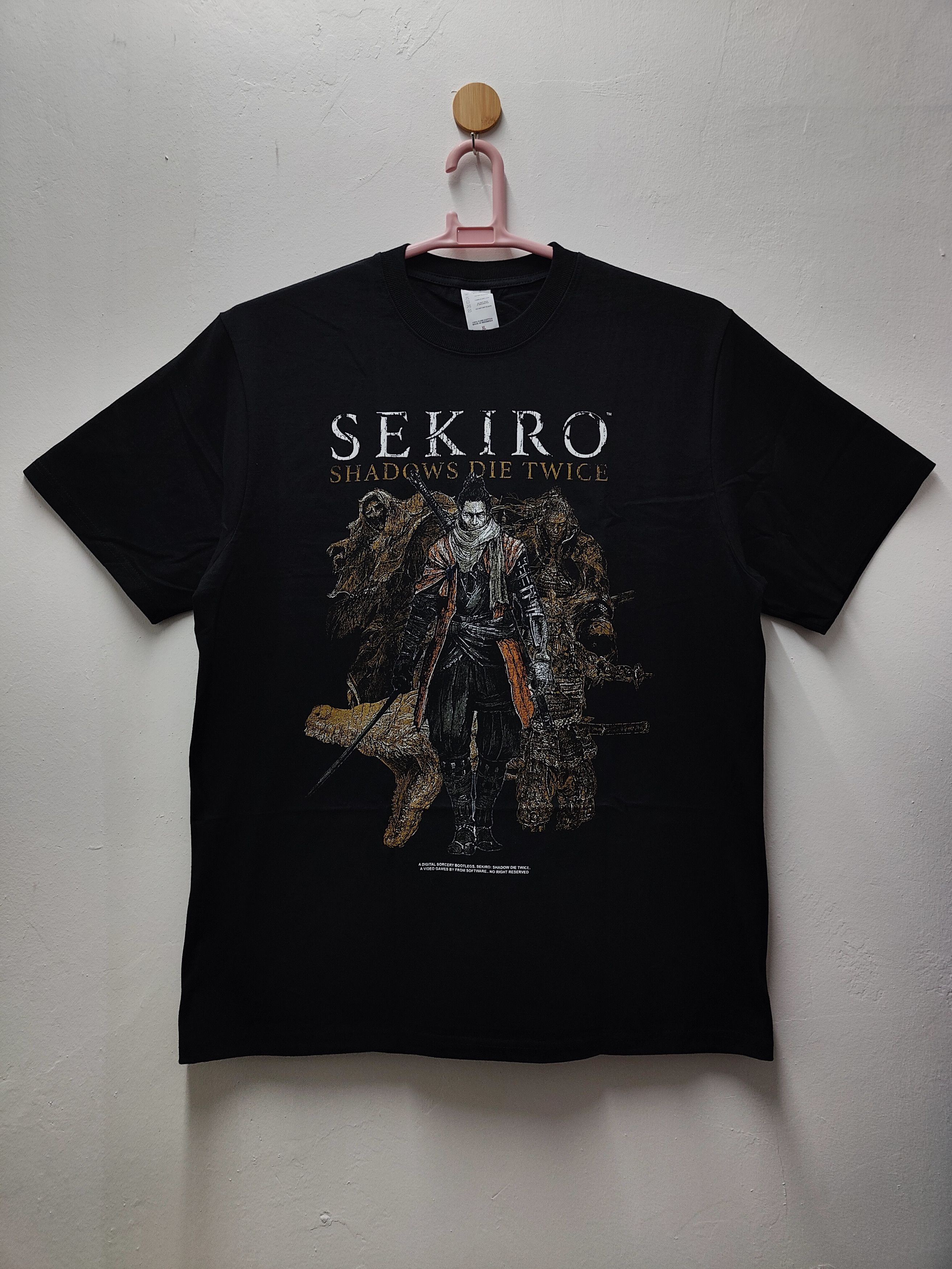 Playstation Sekiro: Shadows Die Twice "Wolf" T-shirt Size US XL / EU 56 / 4 - 1 Thumbnail