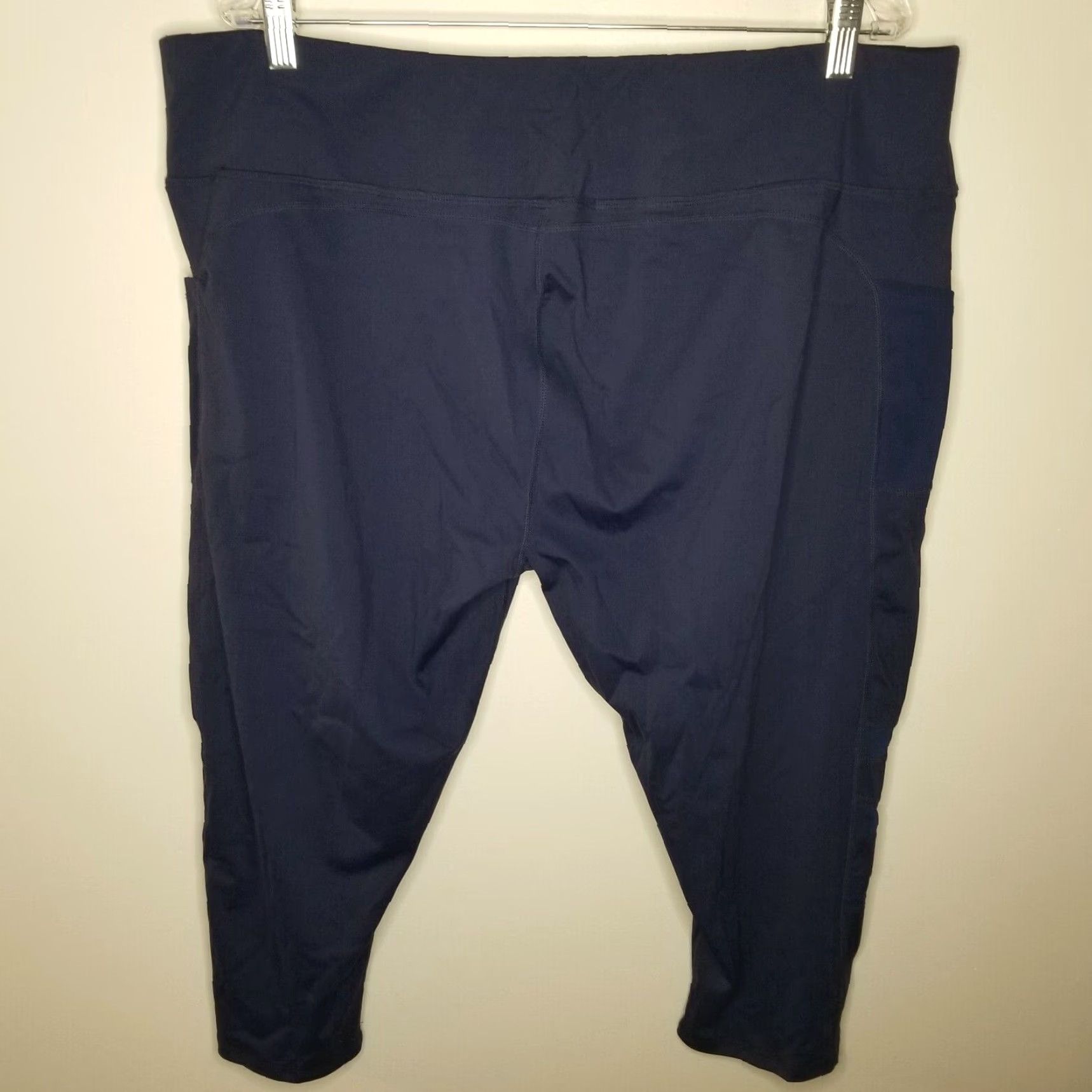 Vintage Womens Leggings Capri Yoga 4XL Blue Activewear Capri Womens 4XL blue leggings Size 40" / US 18 - 4 Thumbnail