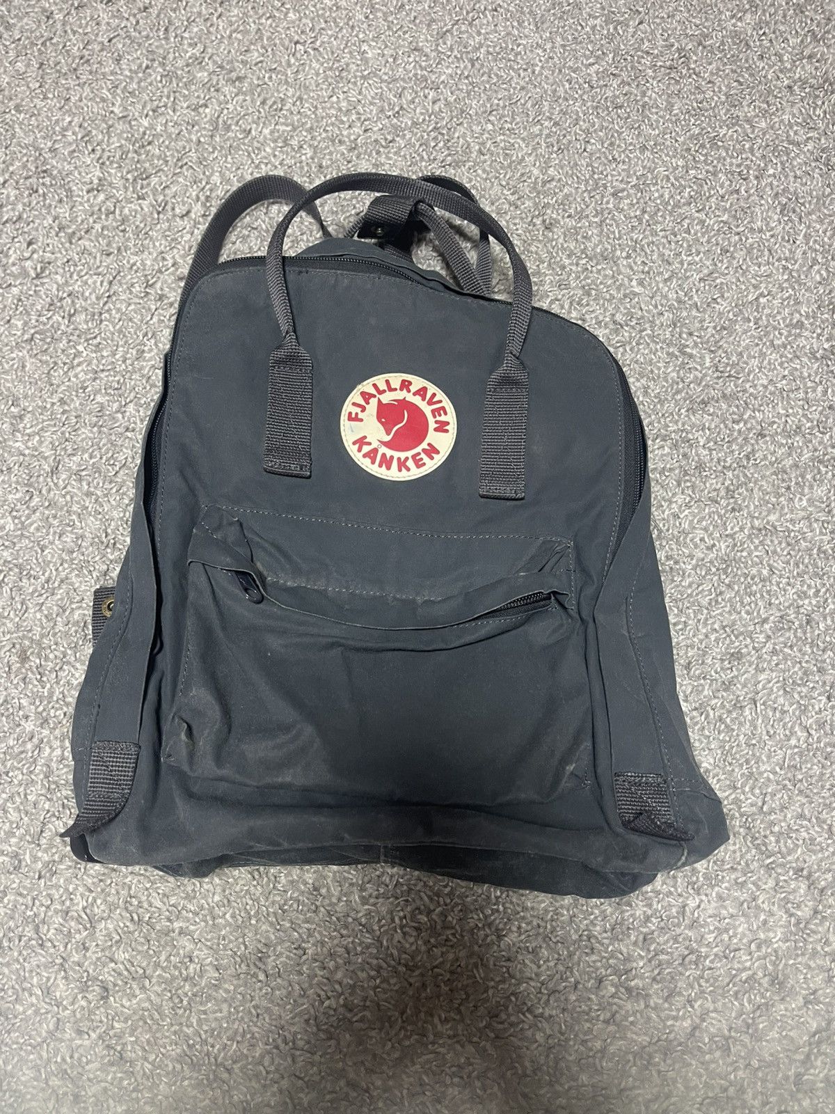 Fjallraven Fjallraven - Kanken Army Green Swedish School Backpack Size ONE SIZE - 1 Thumbnail