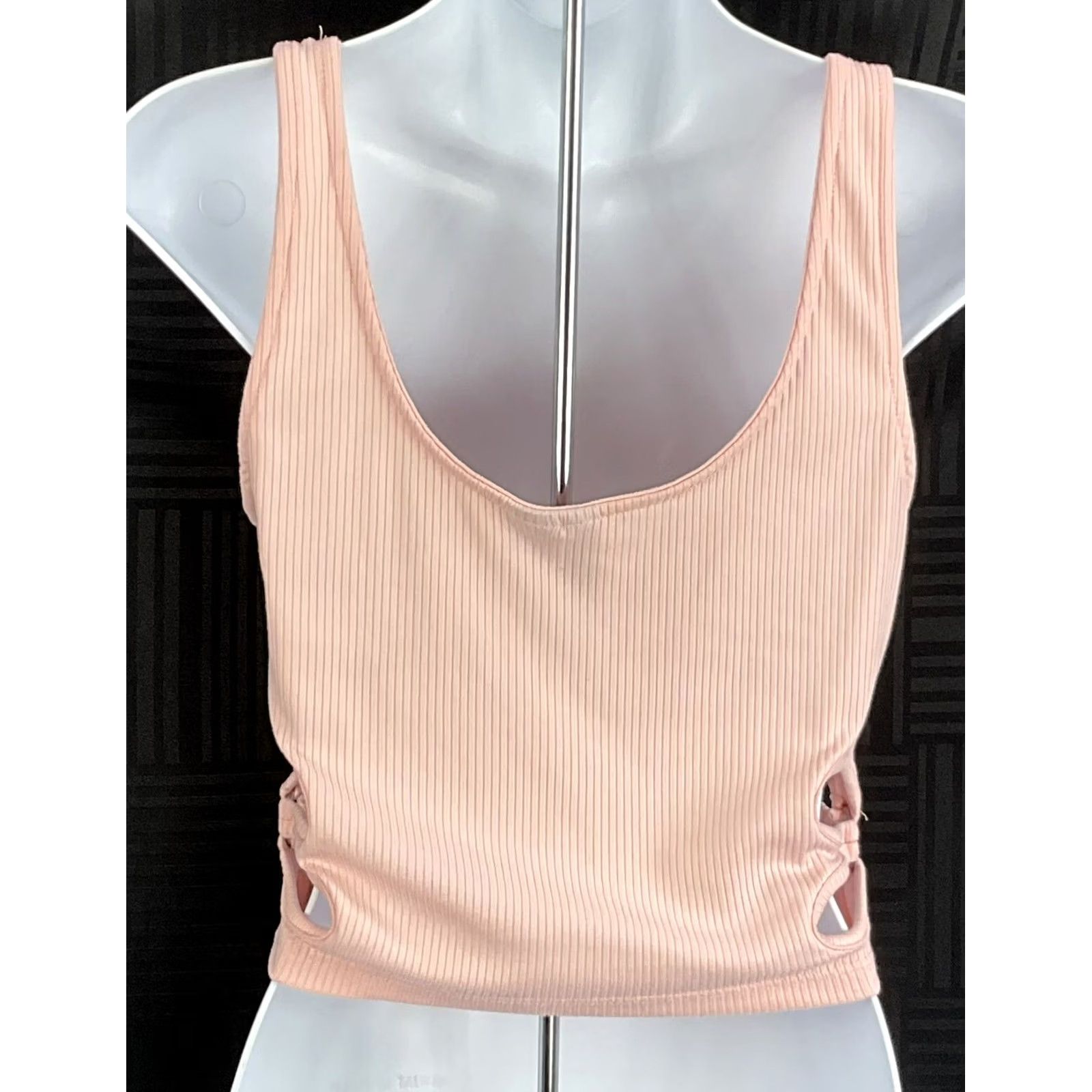 Vintage Luna Chix Cropped Tank Top L Juniors Peach Pink CutOut Back 90s Y2K Barbie Sleeveless Scoop Neck Size L / US 10 / IT 46 - 3 Thumbnail