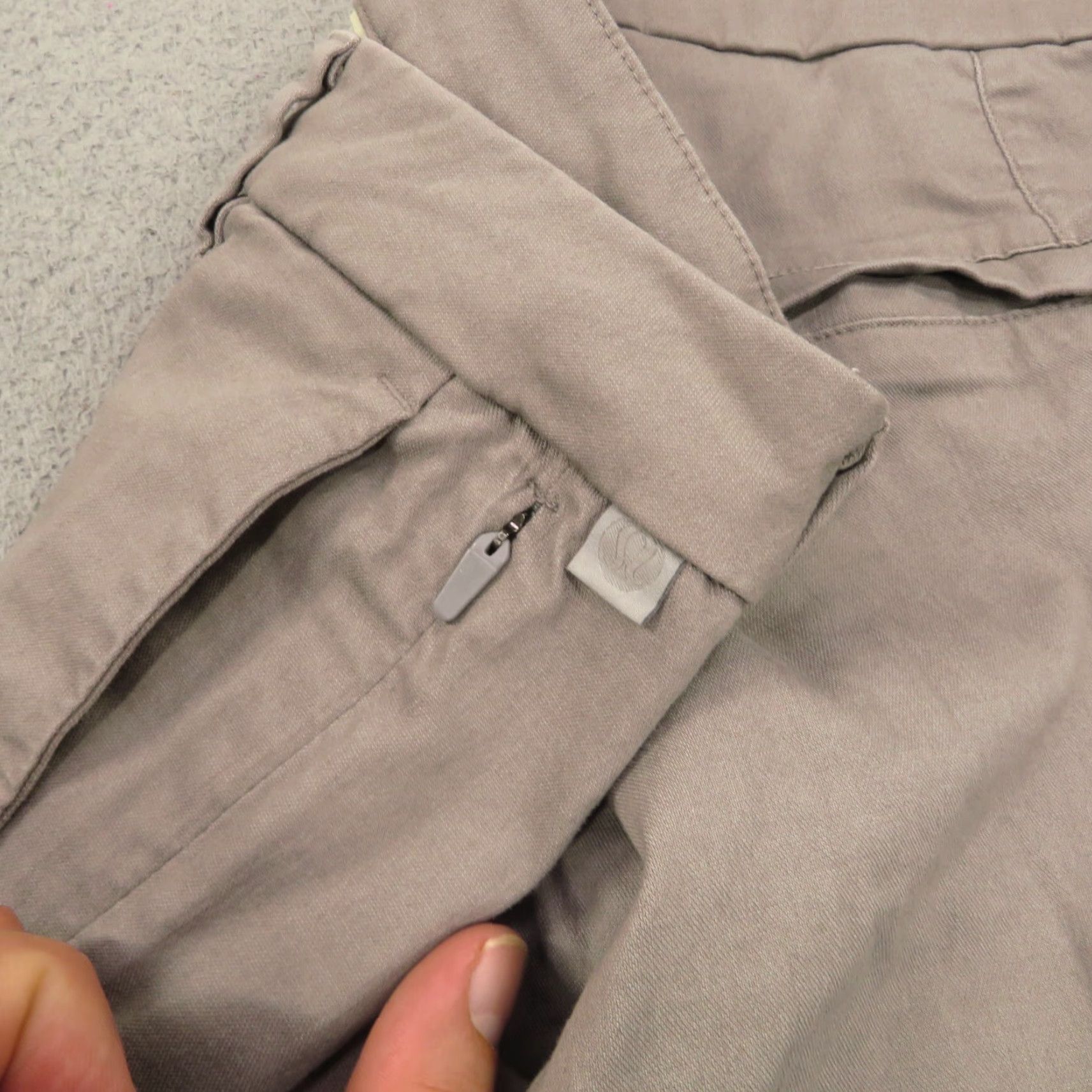 Lululemon Lululemon Mens Pants Commission Slim Oxford Lightweight Beige 31x32 Chino 5-Pocket City Modern Mens Size US 31 - 6 Thumbnail