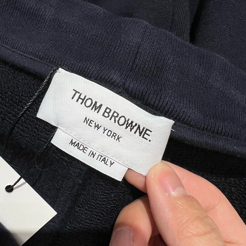 Thom Browne Thom Browne size4 Casual trousers with pleats Size US 28 / EU 44 - 6 Thumbnail