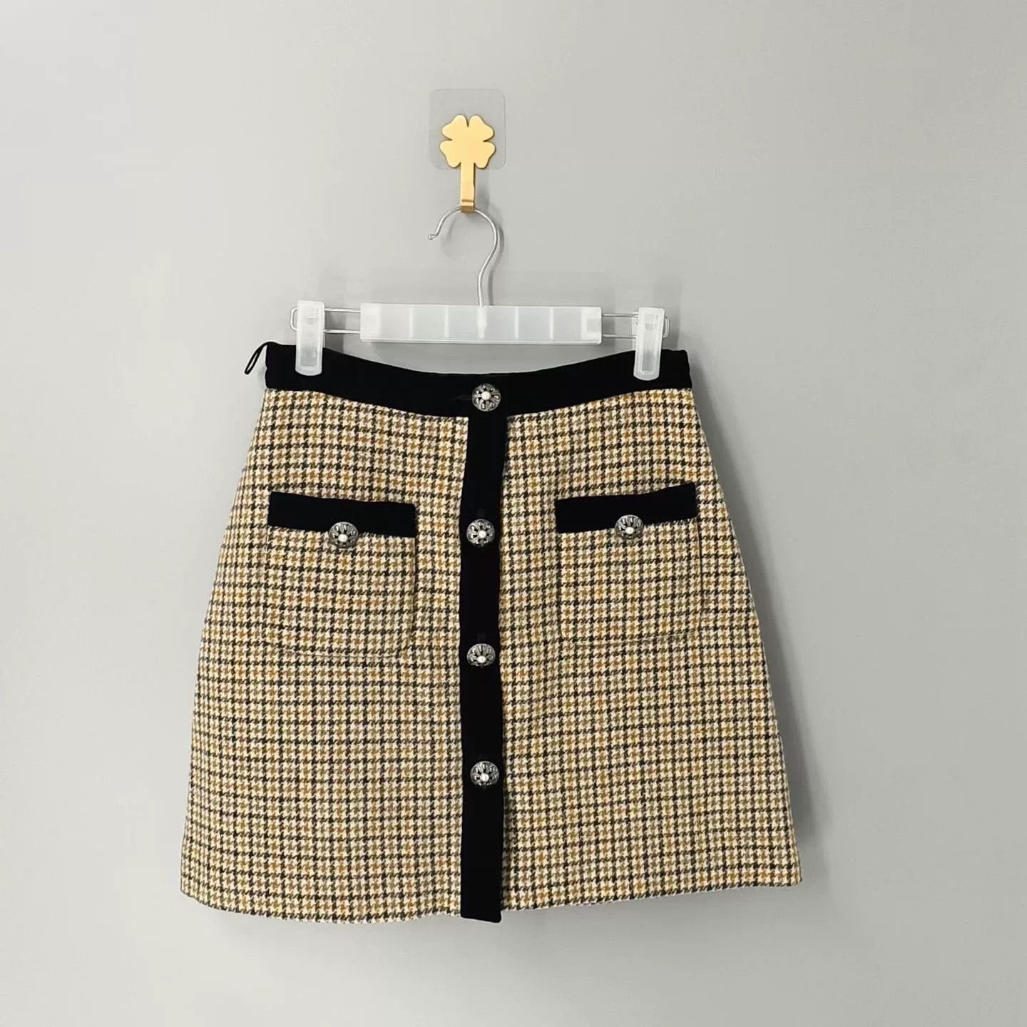 Miu Miu Miu Miu Wool Houndstooth Skirt. Size 41" - 1 Thumbnail