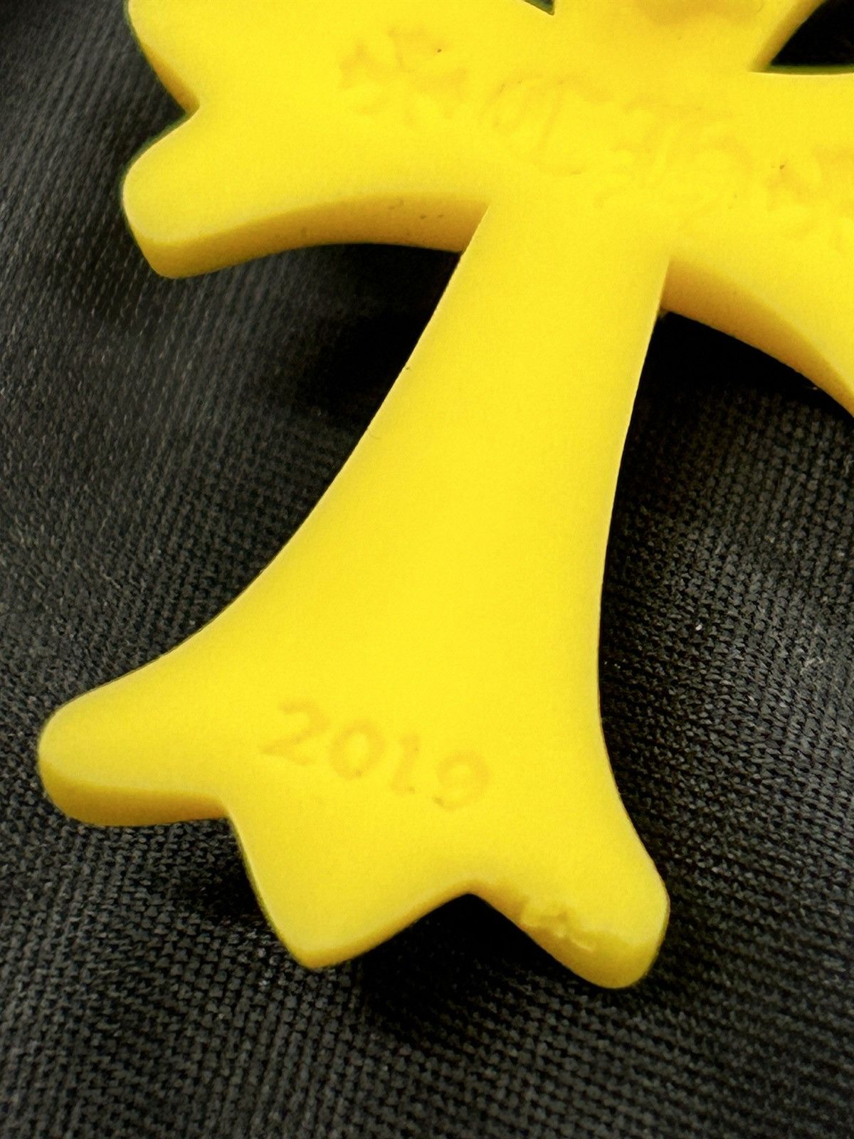 Chrome Hearts Chrome Hearts Yellow Silicon Cross Size ONE SIZE - 4 Thumbnail