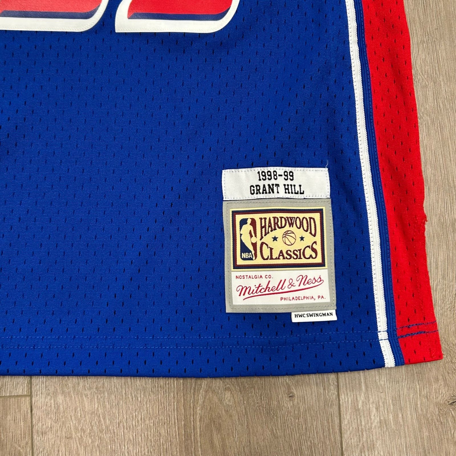Mitchell & Ness Mitchell & Ness 1998/99 Hardwood Grant Hill Pistons jersey L Size US L / EU 52-54 / 3 - 4 Thumbnail