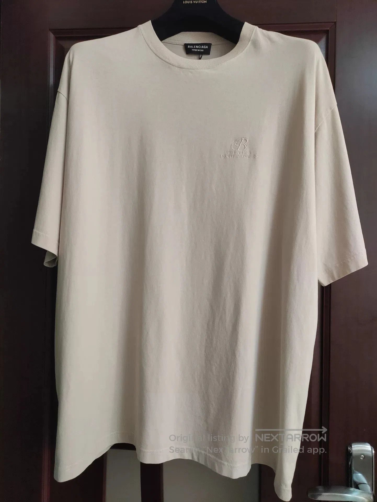 Balenciaga Balenciaga Homewear Beige Short Sleeve. Size US L / EU 52-54 / 3 - 1 Thumbnail