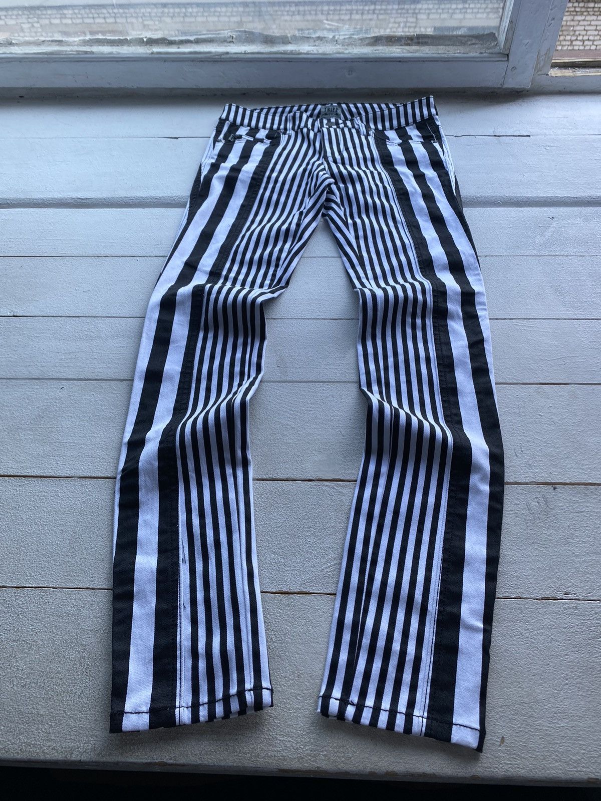 Tripp NYC 🔗Gothic Punk Opium Tripp NYC Black&White Wednesday Pants Size 27" / US 4 / IT 40 - 3 Thumbnail