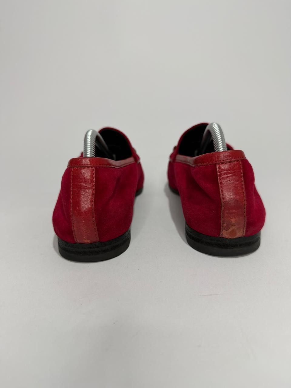 Gucci Gucci Red Velvet Jordaan Horsebit Loafers Size 37 Size US 7 / IT 37 - 3 Thumbnail