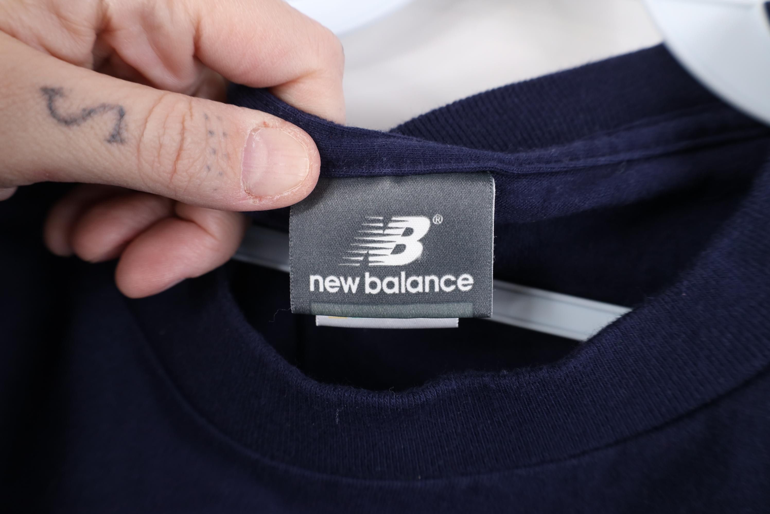 New Balance Vintage 90s Y2K New Balance Short Sleeve T-Shirt Blue USA Size US L / EU 52-54 / 3 - 8 Thumbnail