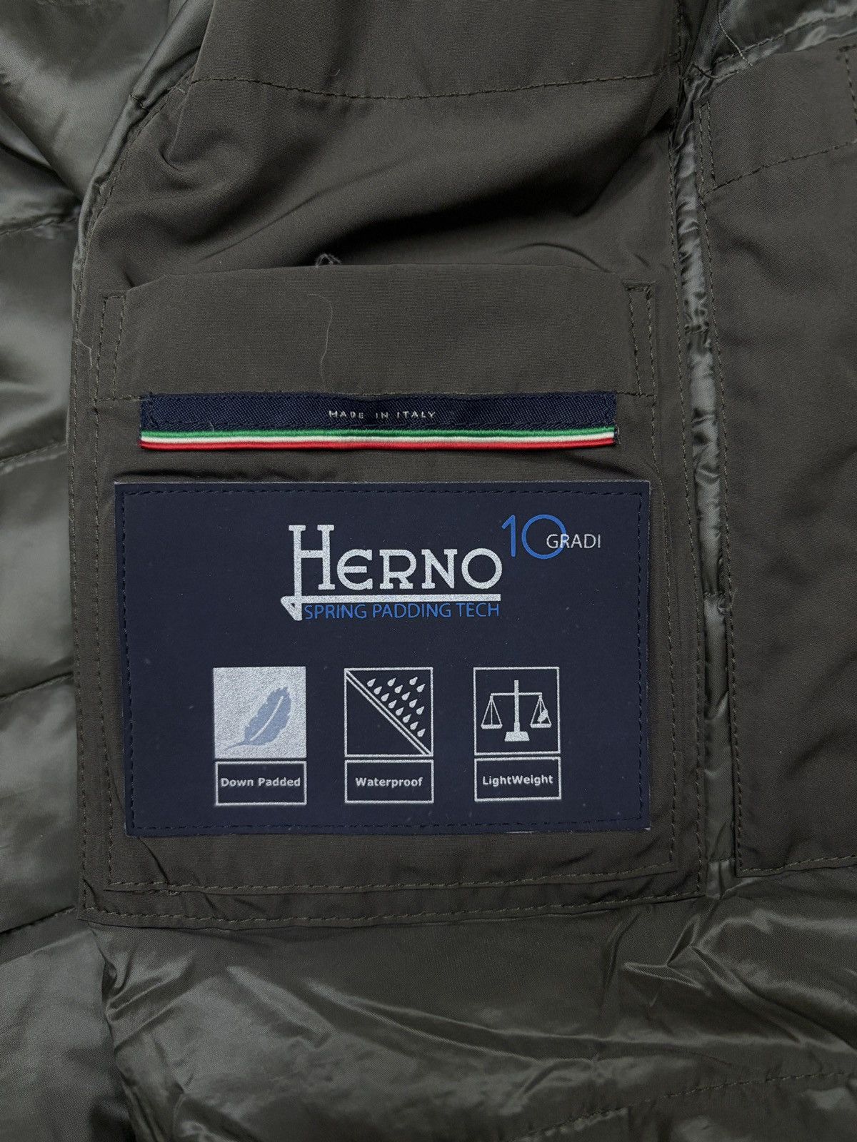 Herno HERNO Down Jacket Waterproof Down Padded men’s size EU 50 Size US M / EU 48-50 / 2 - 7 Thumbnail