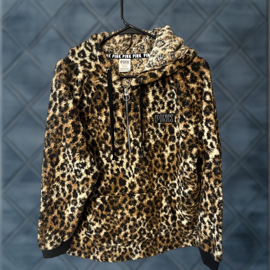 Pinko VINTAGE PINK Women’s Cheetah Print Sherpa Hoodie Sz Medium Pullover 1/4 Zip Activewear Size M / US 6-8 / IT 42-44 - 1 Thumbnail