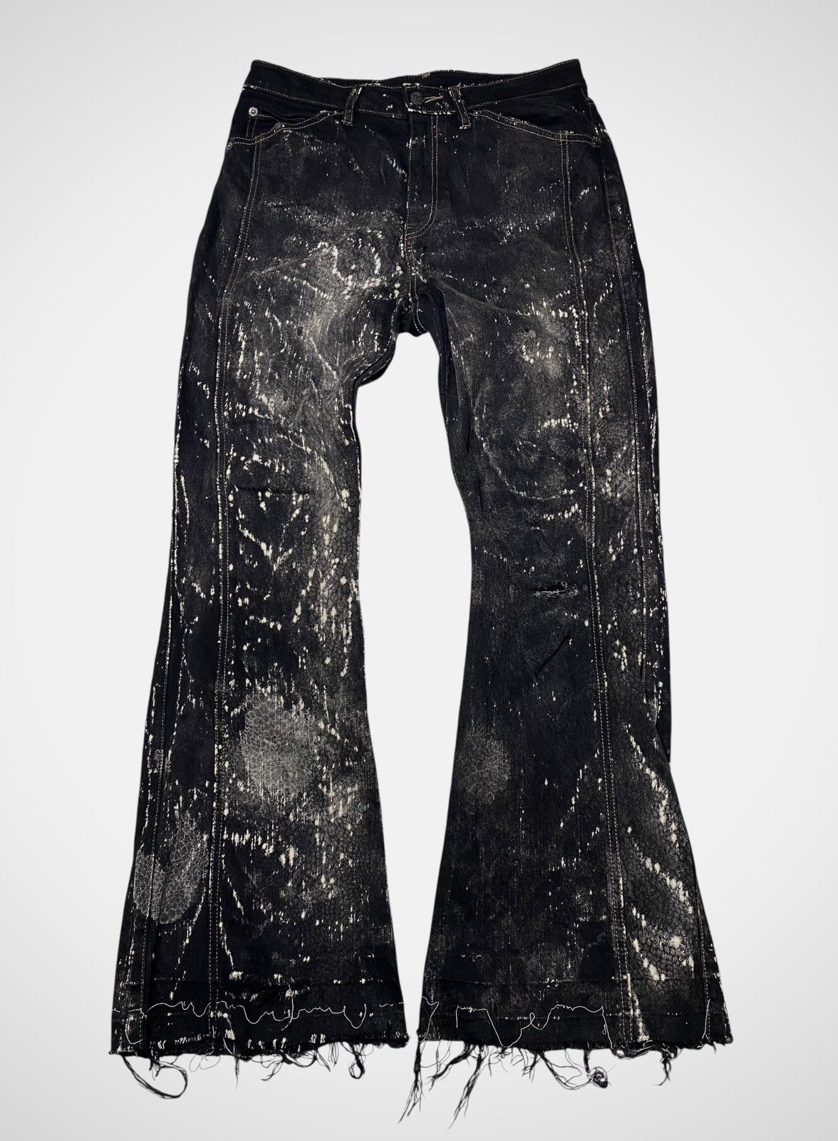 If Six Was Nine 2000's Reald Snakeskin Pattern Flare Jeans Size US 27 - 1 Thumbnail