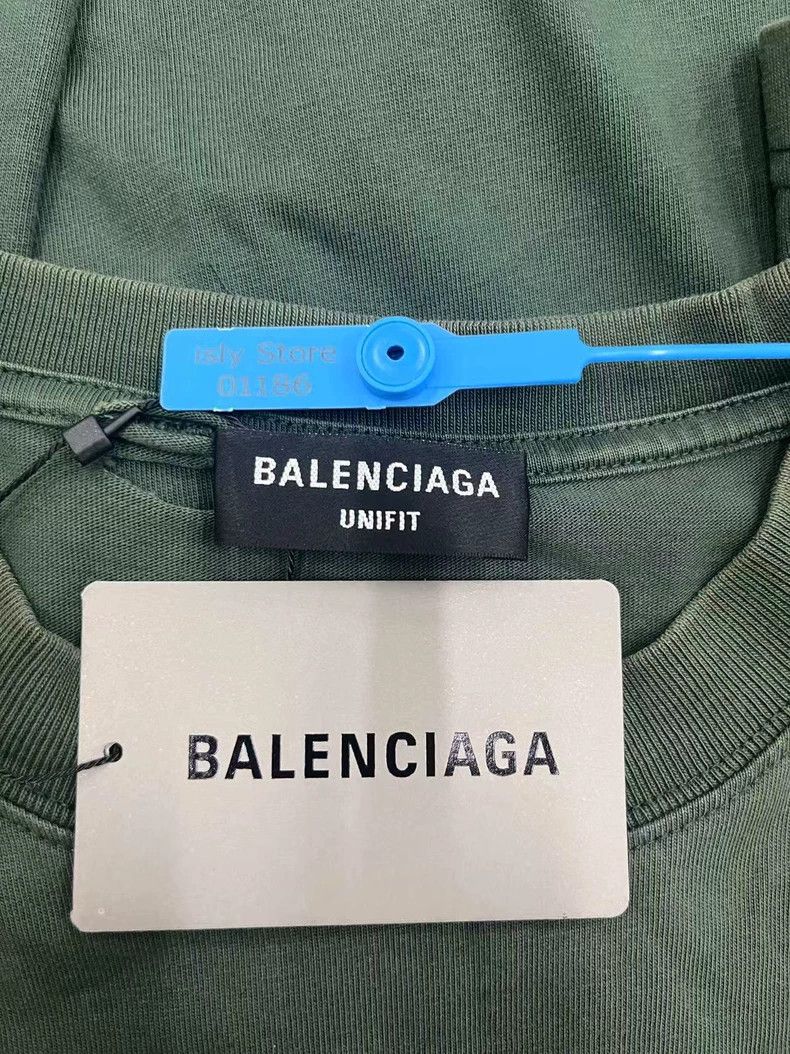 Balenciaga Balenciaga Cracked Design Round Neck Short Sleeve Drop Sho Size US S / EU 44-46 / 1 - 4 Thumbnail