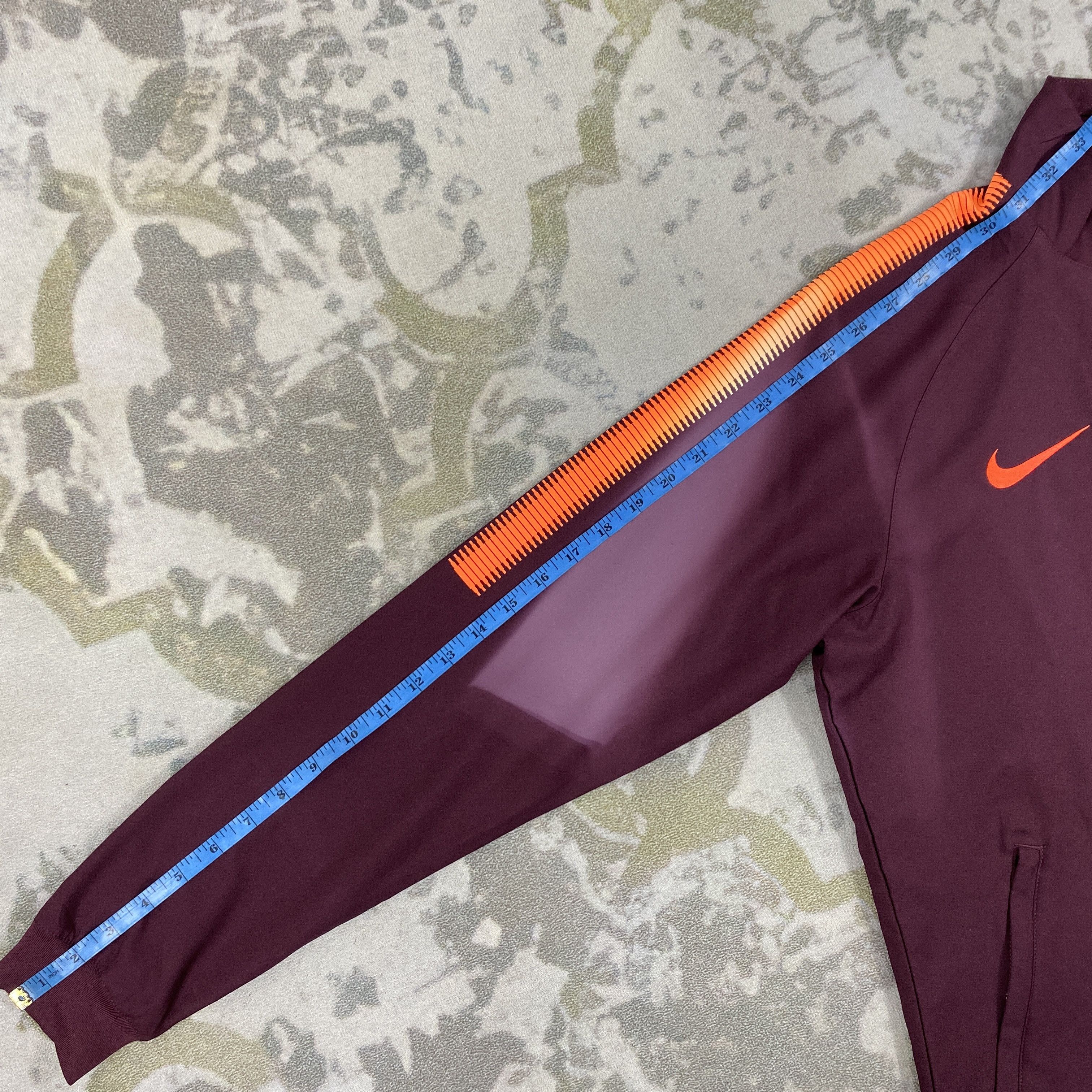 Nike ACG FC Barcalona Nike Track Jacket- J387 Size US M / EU 48-50 / 2 - 6 Thumbnail