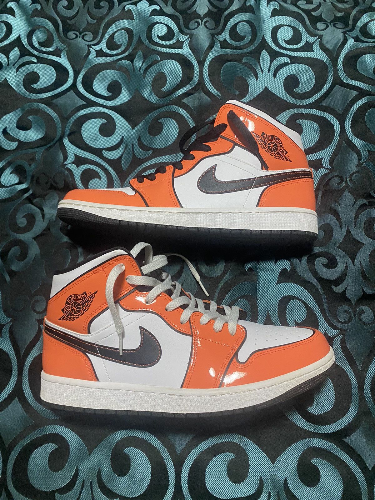 image of Jordan Brand 1 Mid Se Shoes in Orange, Men's (Size 10)