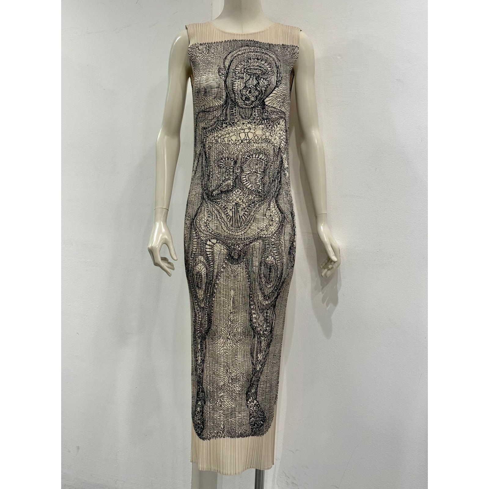 1998 Issey Miyake guest artist series n3 Tim Hawkinson