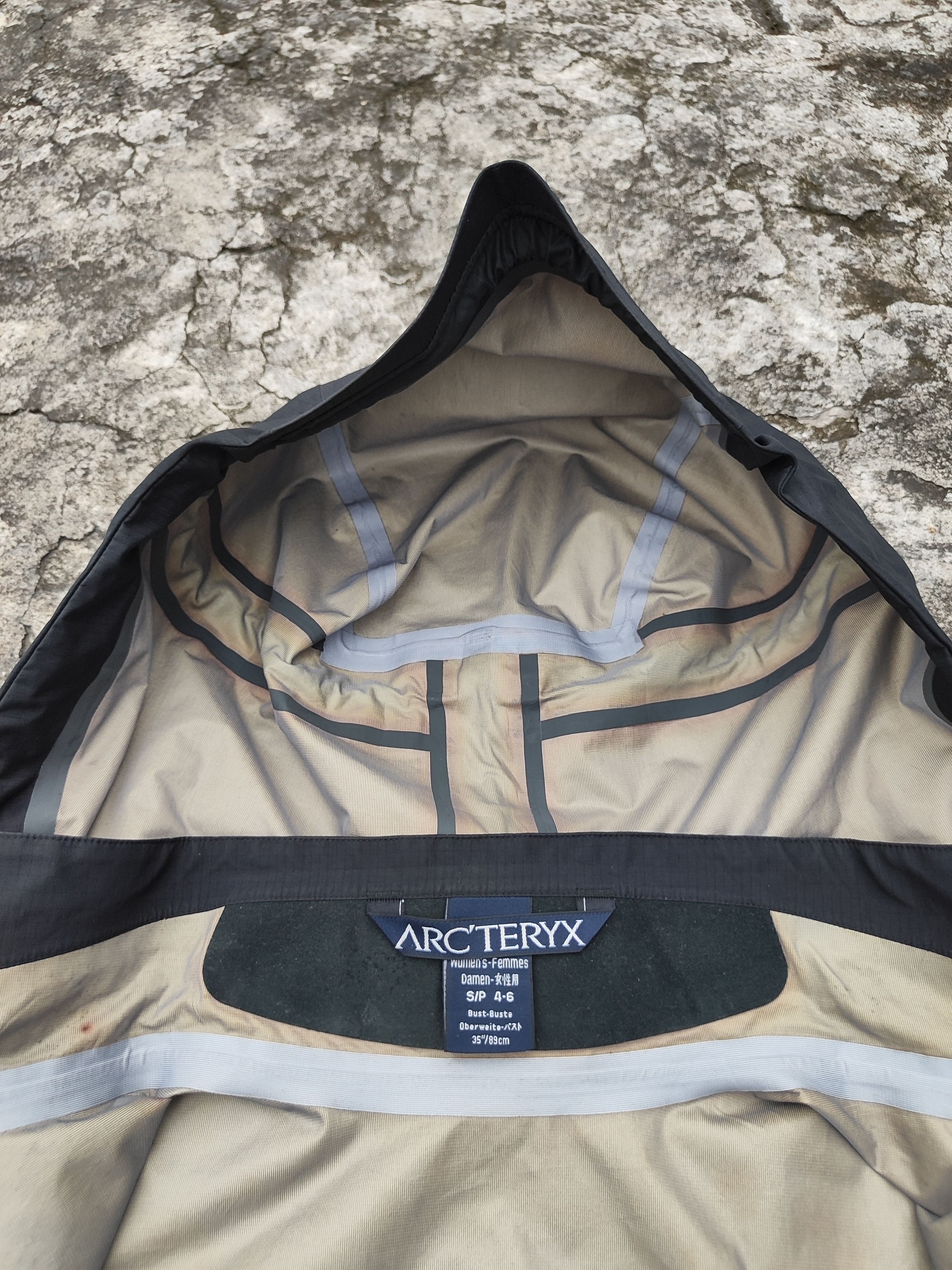 Arc'teryx Arcteryx Beta AR Vintage Goretex XCR Size S / US 4 / IT 40 - 5 Thumbnail