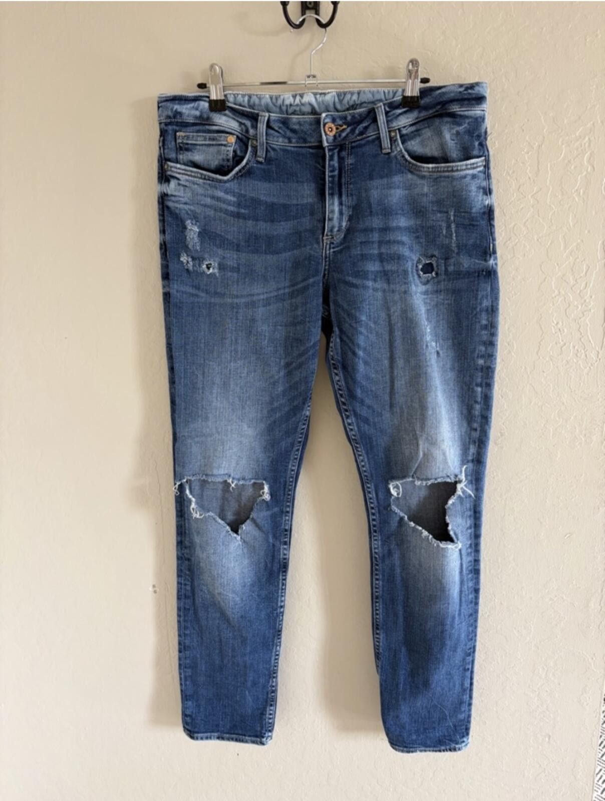 H&M H&M Light Blue Boyfriend Denim Jeans - Tapered Leg Size 29" - 1 Thumbnail