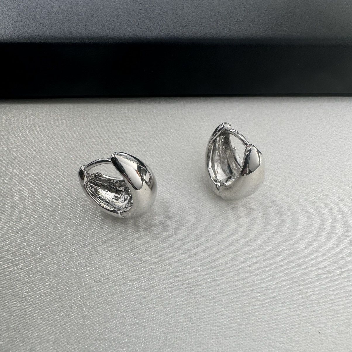 Designer Teardrop Shape Small Silver Hoop Earrings for Women Size ONE SIZE - 1 Thumbnail