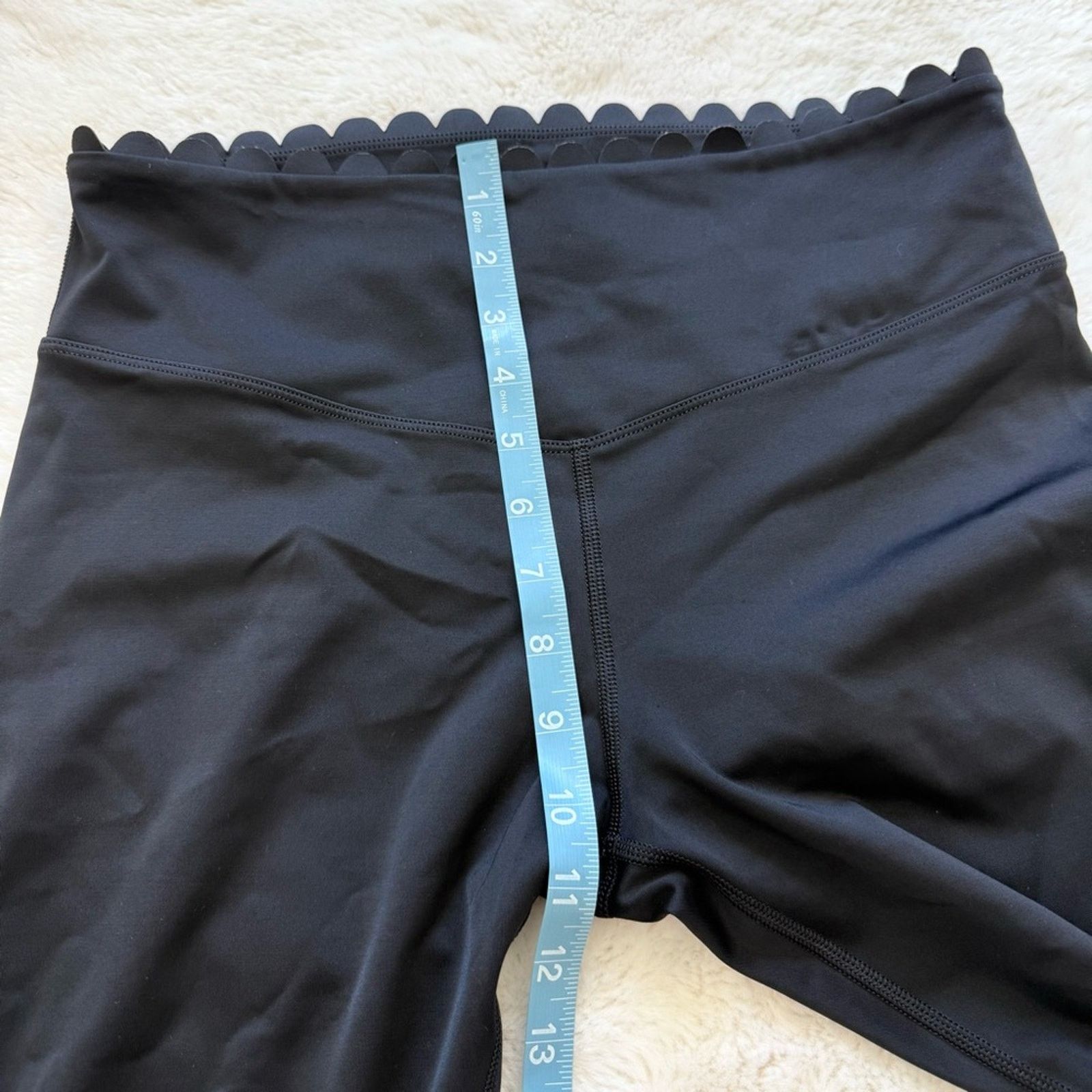 Other L’URV women capri black leggings size M Size 28" / US 6 / IT 42 - 7 Thumbnail