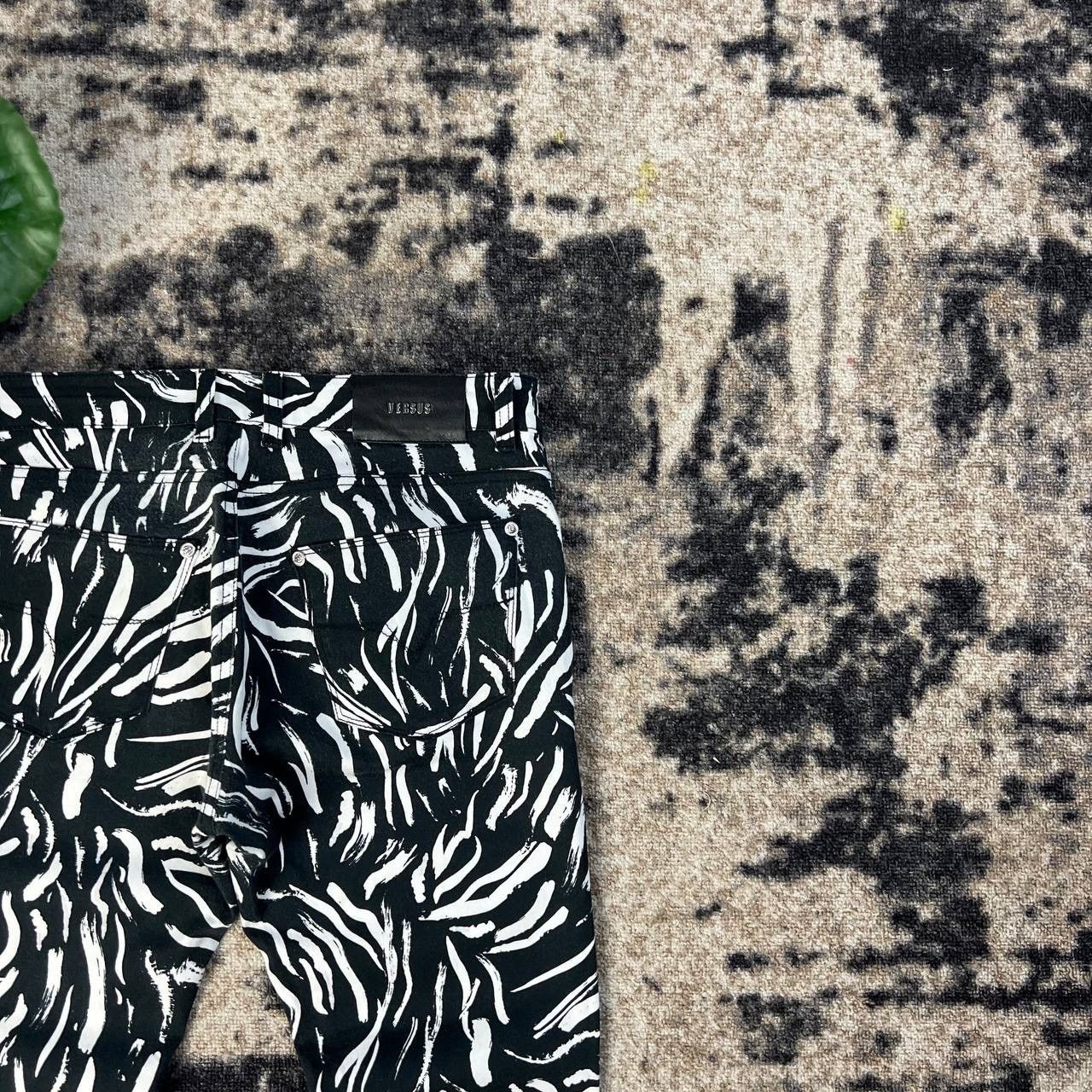 Versus Versace Versace Versus Luxury Y2K Zebra Colors Chino Pants Size 31" - 3 Thumbnail