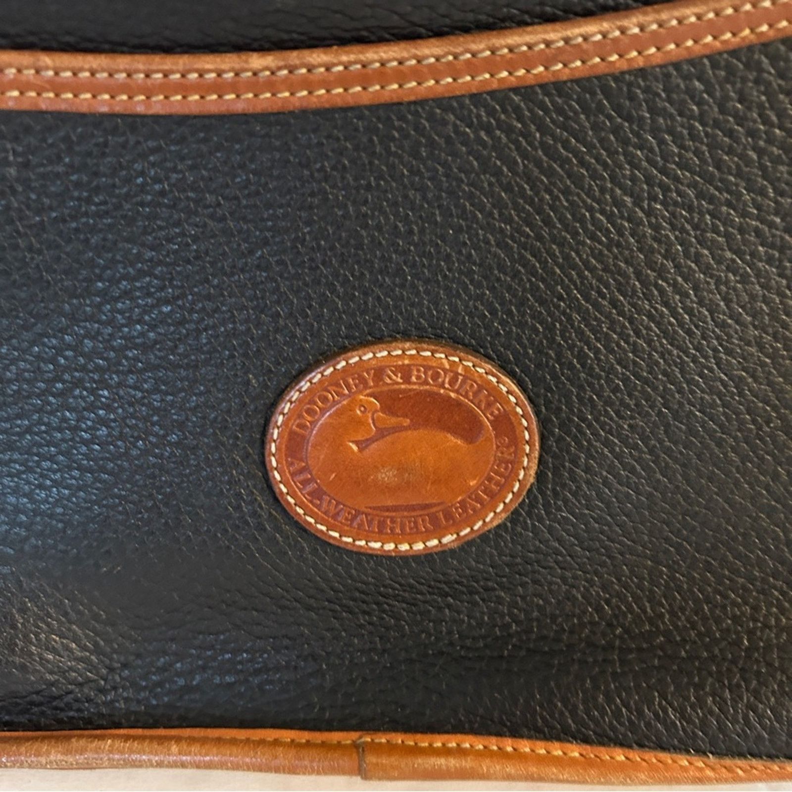 Dooney & Bourke Dooney and Bourke Black and Camel Handbag Size ONE SIZE - 4 Thumbnail