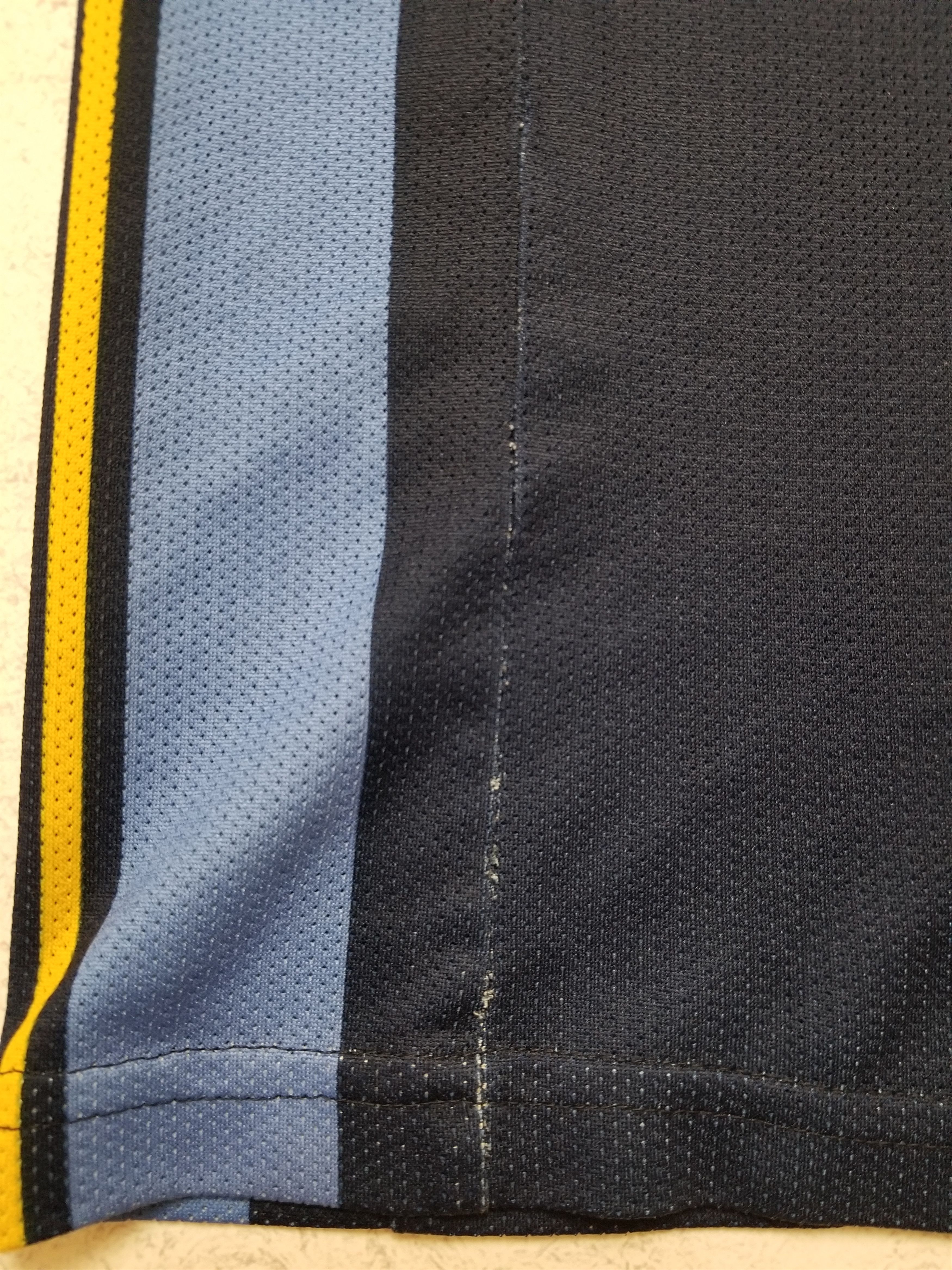 Champion Vintage Champion Denver Nuggets Anthony #15 Blue NBA Jersey Size US S / EU 44-46 / 1 - 11 Thumbnail