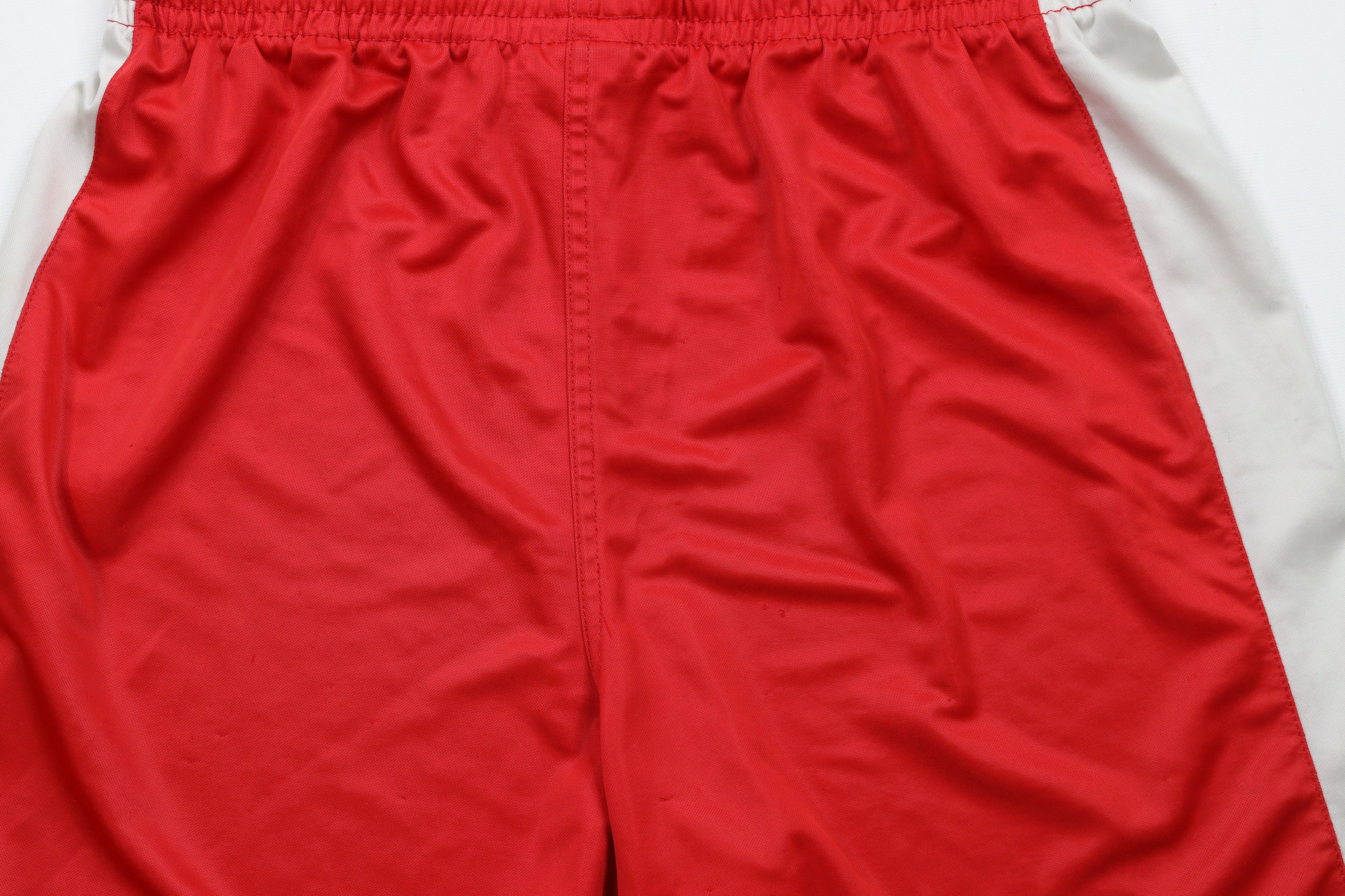 Vintage Vintage 90s Streetwear Above Knee Futbol Soccer Shorts Red Size US 32 / EU 48 - 11 Thumbnail