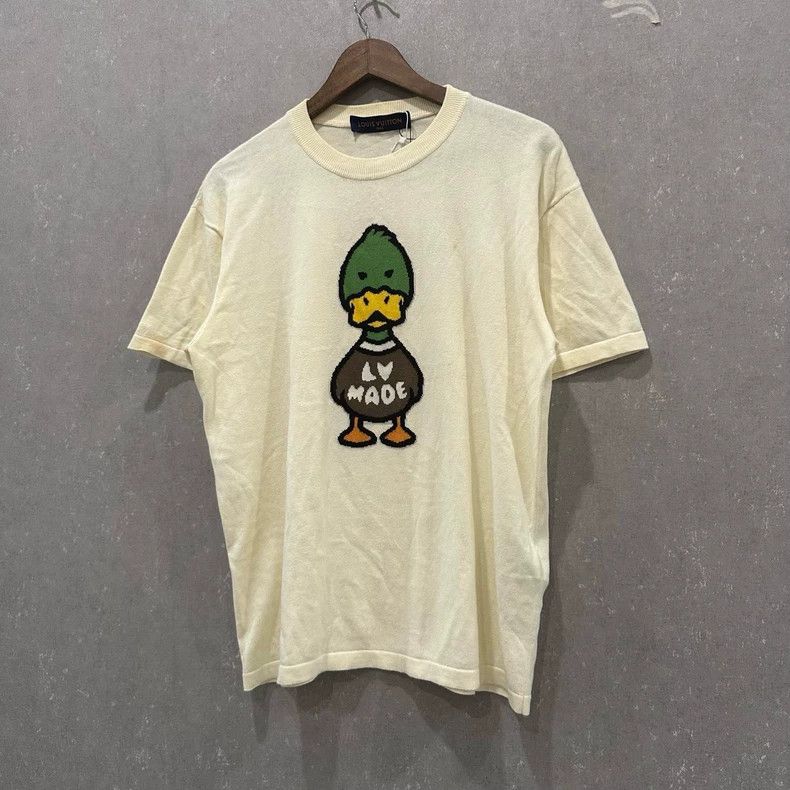 Louis Vuitton Louis Vuitton Nigo Signature Beige Cartoon Duck Knit Short Size US S / EU 44-46 / 1 - 3 Thumbnail