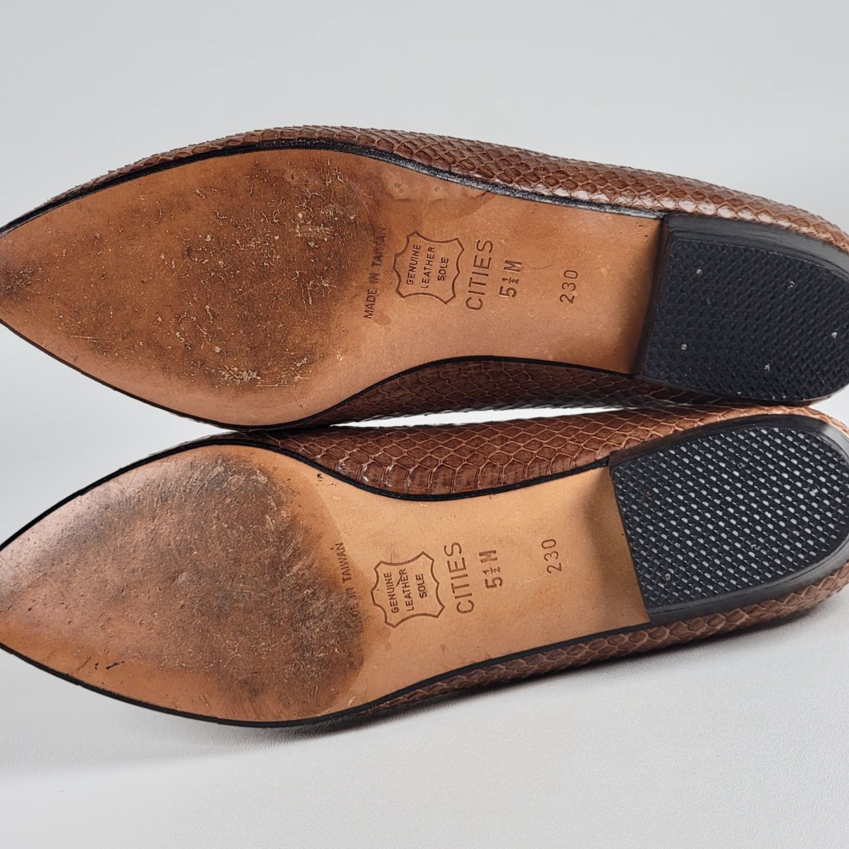 Vintage Cities Brown Snake Leather Dress Shoe Slip-on Heel Women's 5.5 M Pump Block Heel 90s Y2K Leather Brazil Shoes Size M / US 6-8 / IT 42-44 - 7 Thumbnail