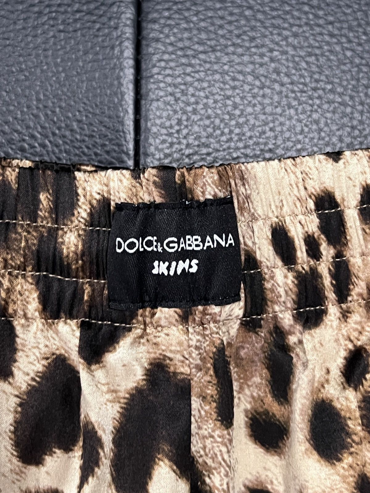 Dolce & Gabbana Dolce & Gabbana by SKIMS FW24 Silk Leopard Print Set Size US M / EU 48-50 / 2 - 22 Thumbnail