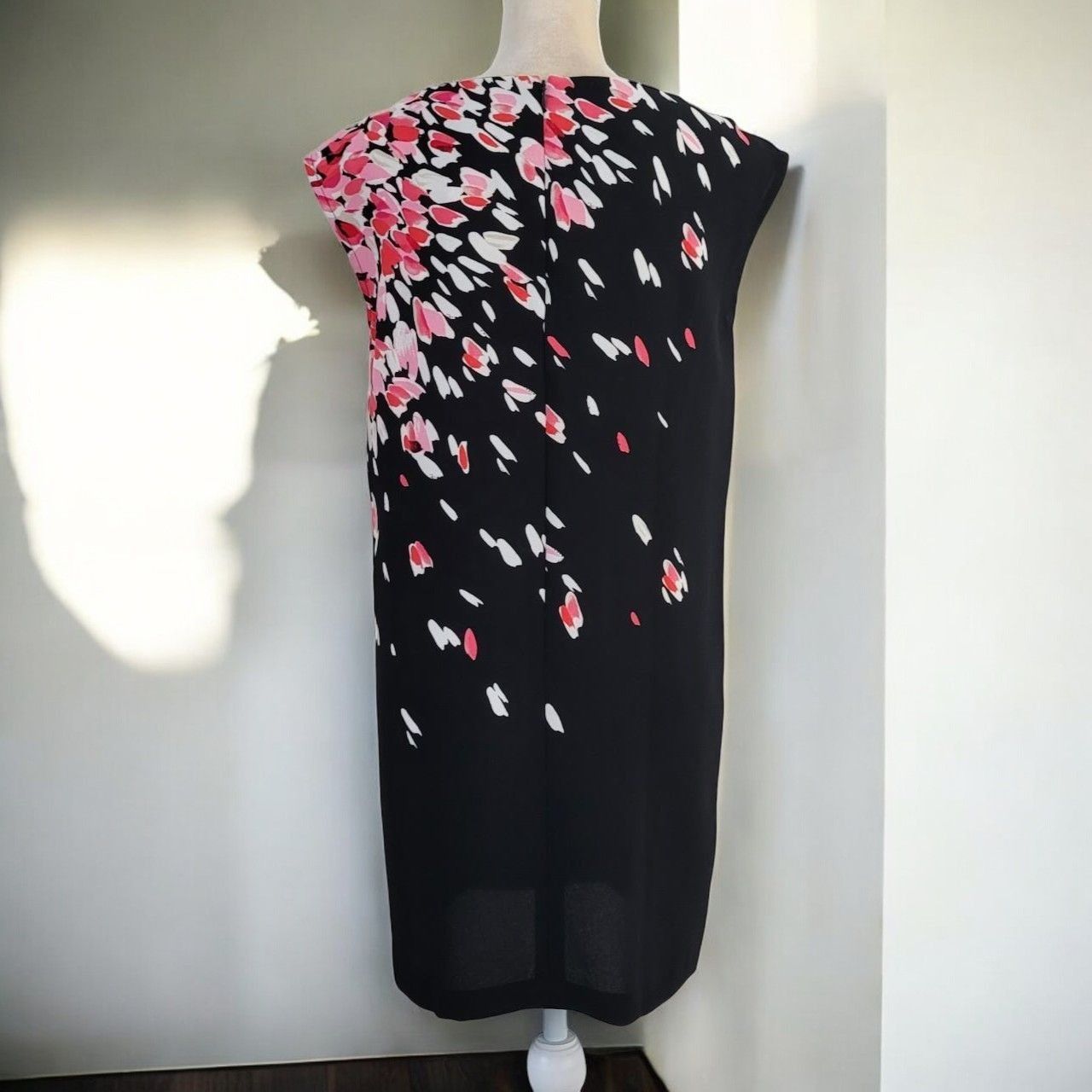 Loft Ann Taylor Loft Womens Black Pink Floral Cap Sleeve Knee Len Size S / US 4 / IT 40 - 9 Thumbnail