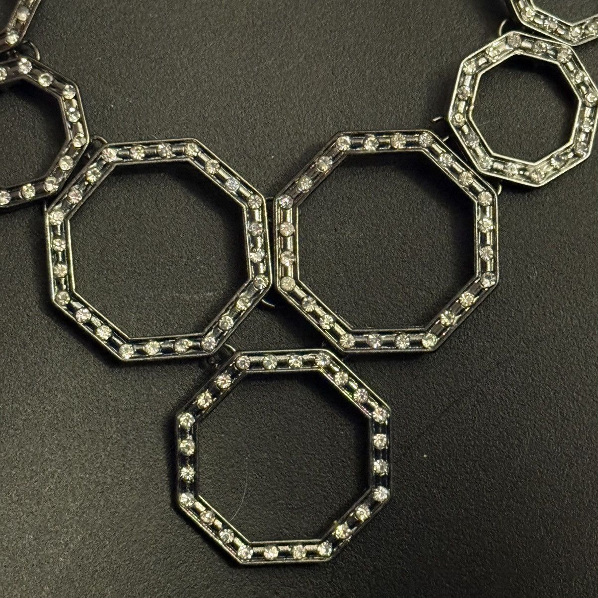 Other Gunmetal rhinestone hexagon bib necklace Size ONE SIZE - 5 Thumbnail