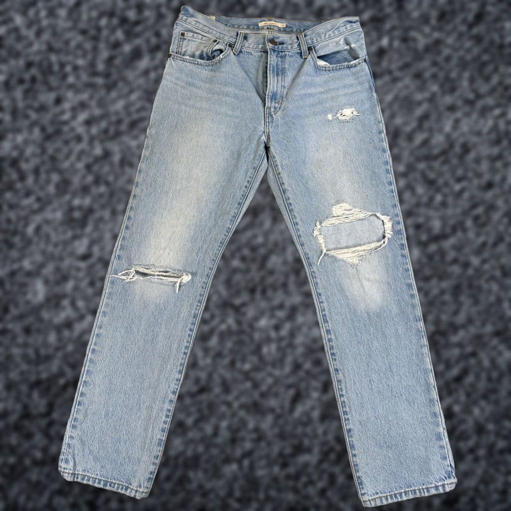 Levi's Levi's Premium Middy Straight Jeans Womens 32 Light Wash Distressed Cotton Denim Jeans Size 24" / US 00 / IT 34 - 1 Thumbnail