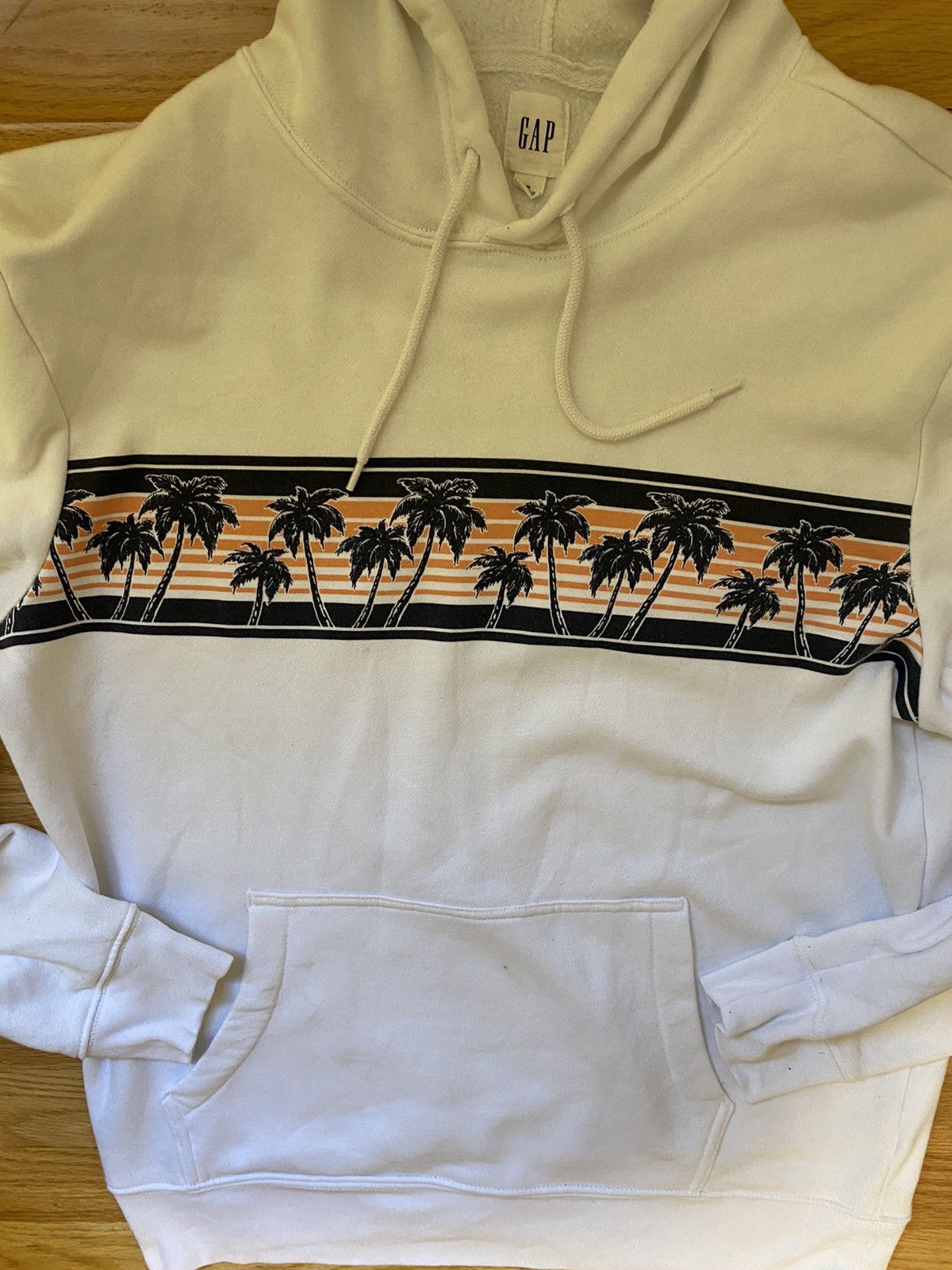 Gap White Gap hoodie with palm tree design Size US M / EU 48-50 / 2 - 3 Thumbnail