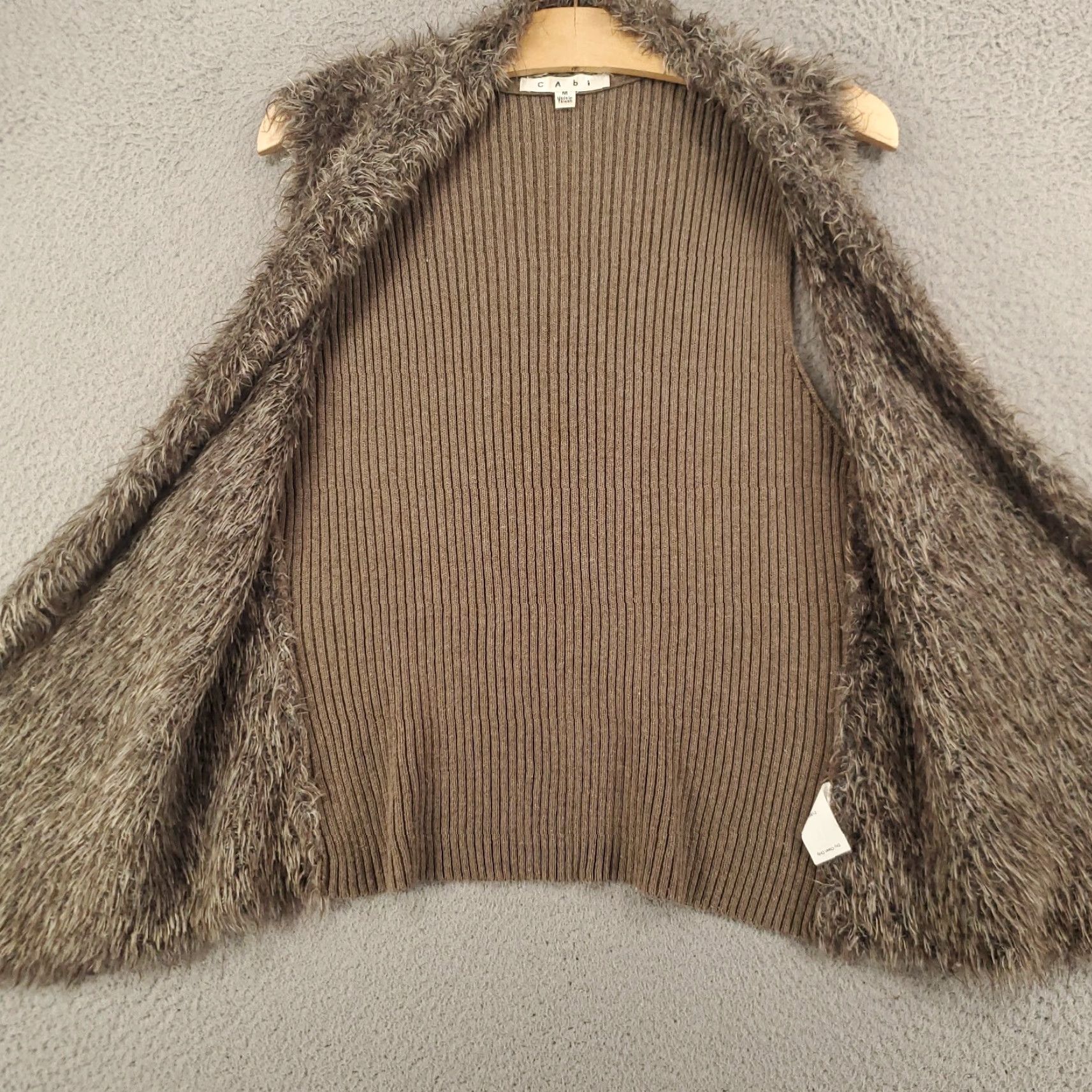 Vintage CAbi Brown Faux Fur Vest Womens Medium Open Front Casual Cardigan Size M / US 6-8 / IT 42-44 - 7 Thumbnail