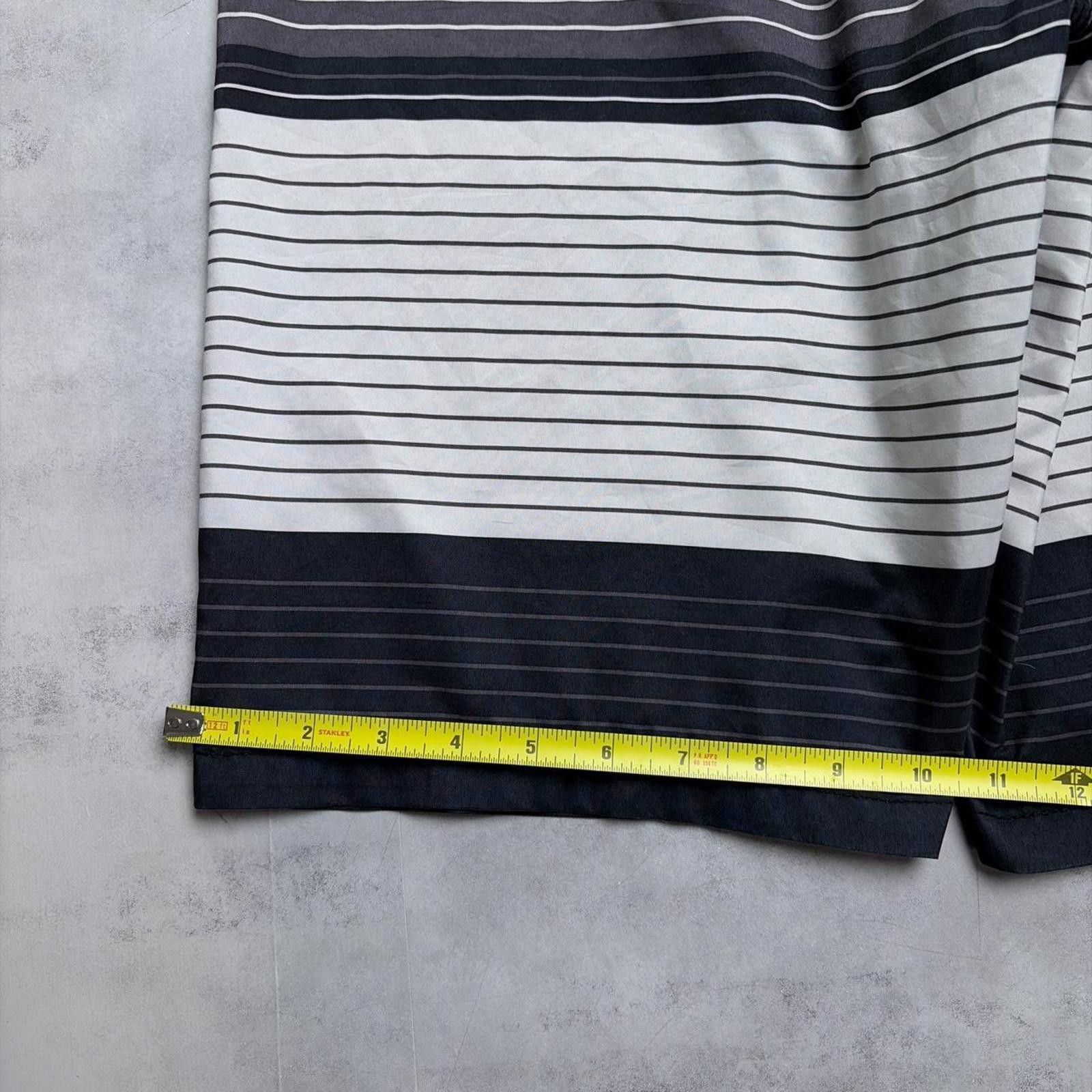 Hurley Y2K Black Hurley Grunge Surf Striped Baggy Board Shorts Size US 32 / EU 48 - 8 Thumbnail