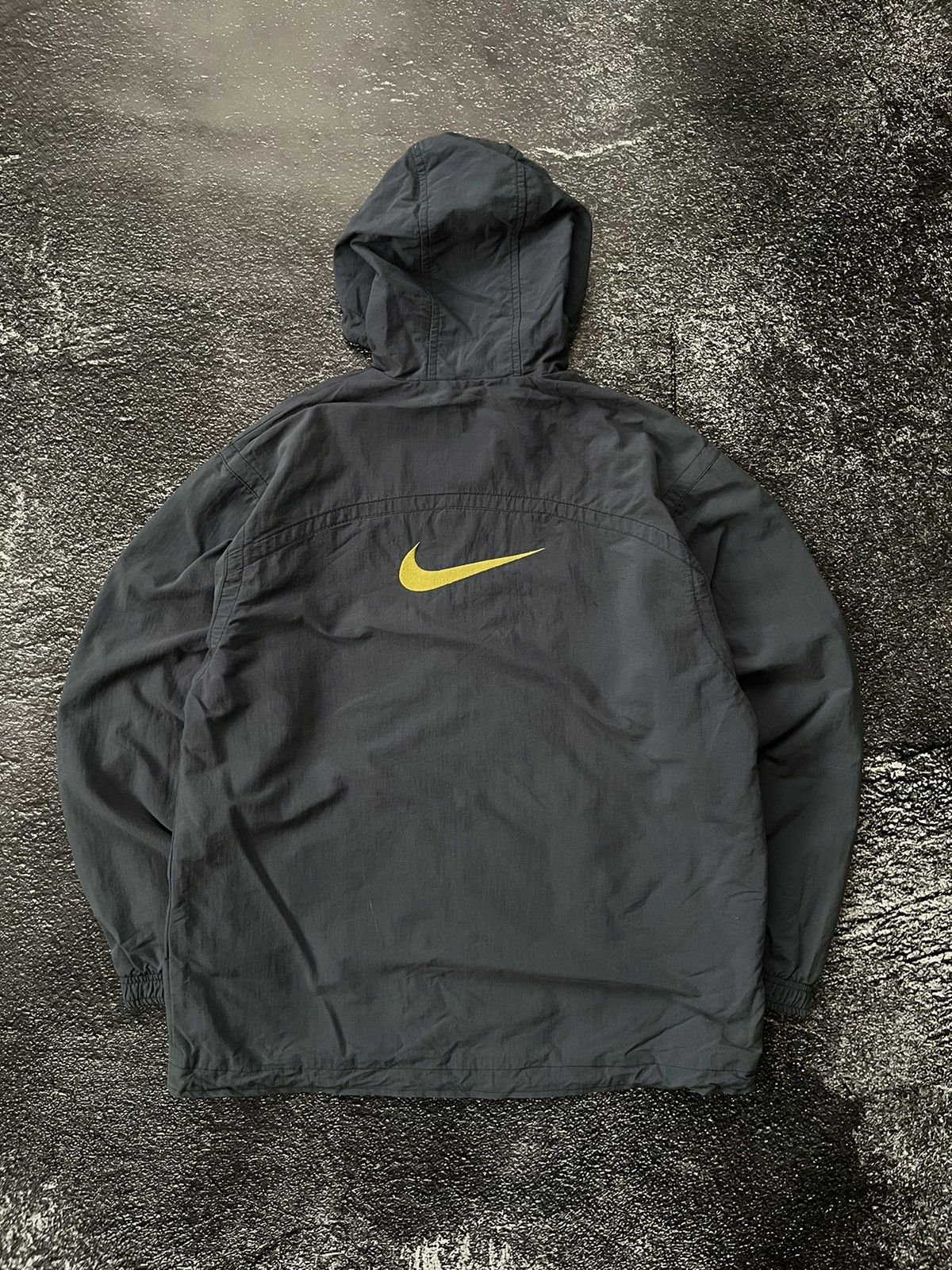Nike Vintage Nike Y2K Big Swoosh Faded Jacket Size M / US 6-8 / IT 42-44 - 5 Thumbnail