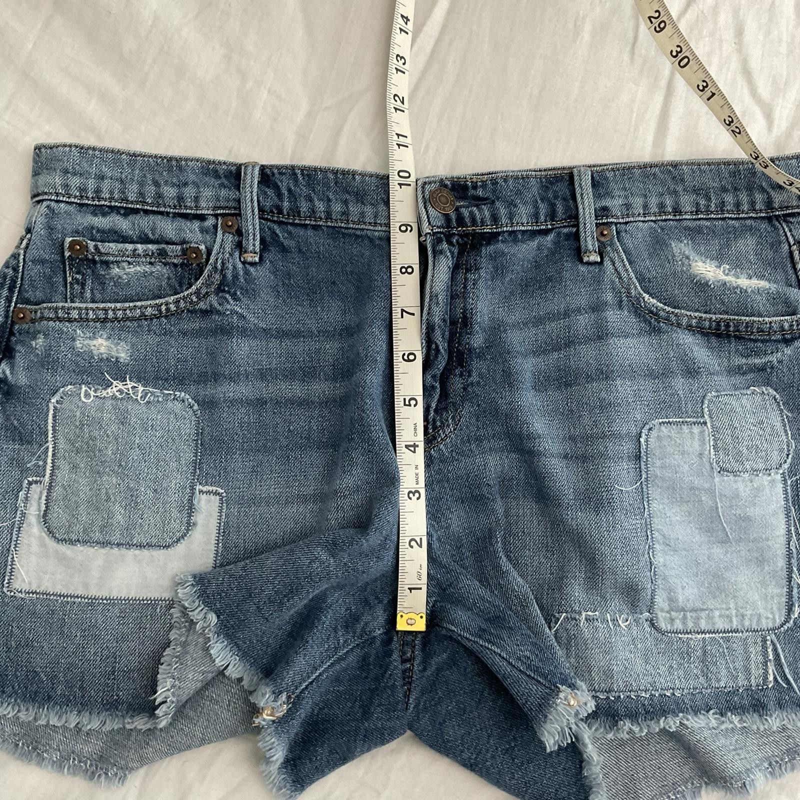 Gap GAP patchwork 4 in inseam mid rise jean denim shorts 32 / 10 Size 32" / US 10 / IT 46 - 7 Thumbnail