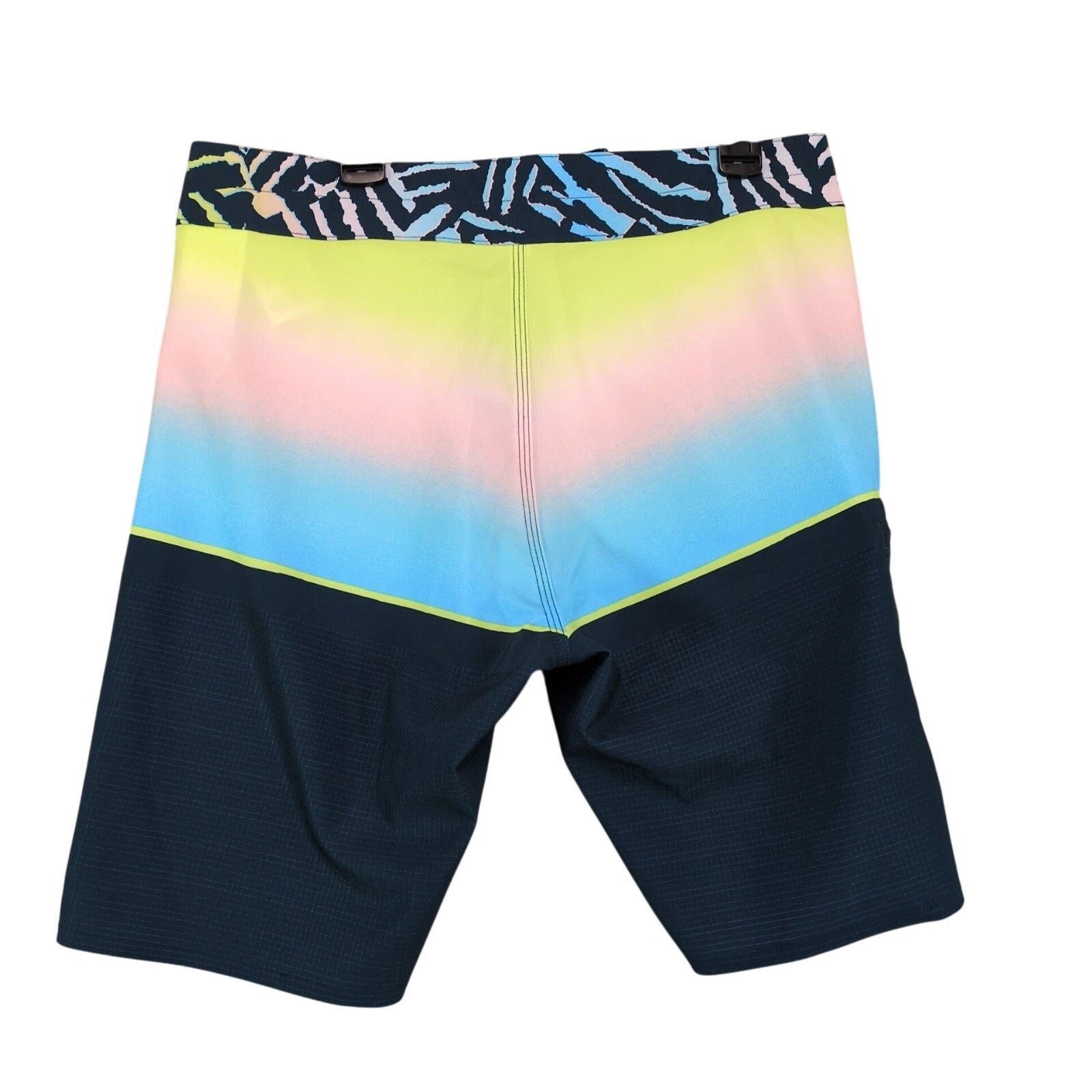 Billabong Billabong Recycler Airlite Total Performance Board Shorts 28 Size US 28 / EU 44 - 2 Thumbnail