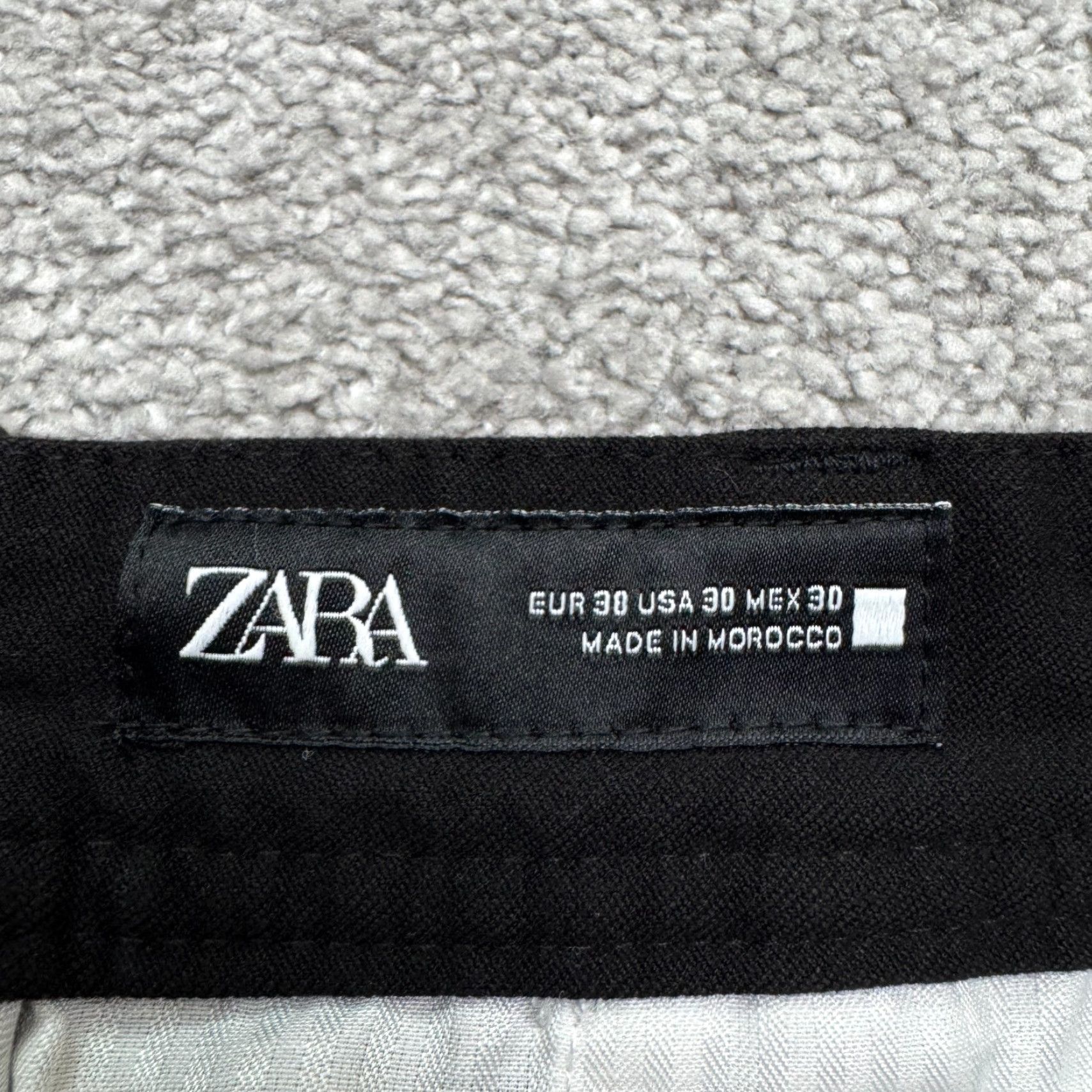 Zara Zara Dress Pants Mens 30 Black Flat Front Straight Leg Cotton Blend Regular Waist 30x27 Size US 30 / EU 46 - 6 Thumbnail
