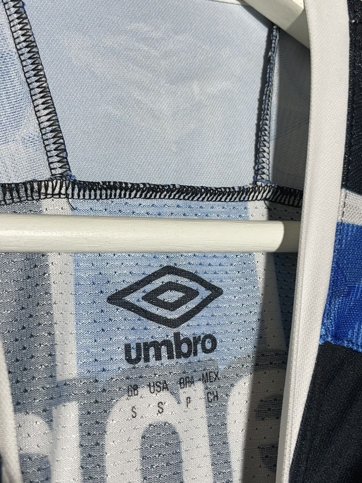 Umbro Gremio Umbro 2020 Home Y2k Streetwear Football Shirt Size US S / EU 44-46 / 1 - 13 Thumbnail
