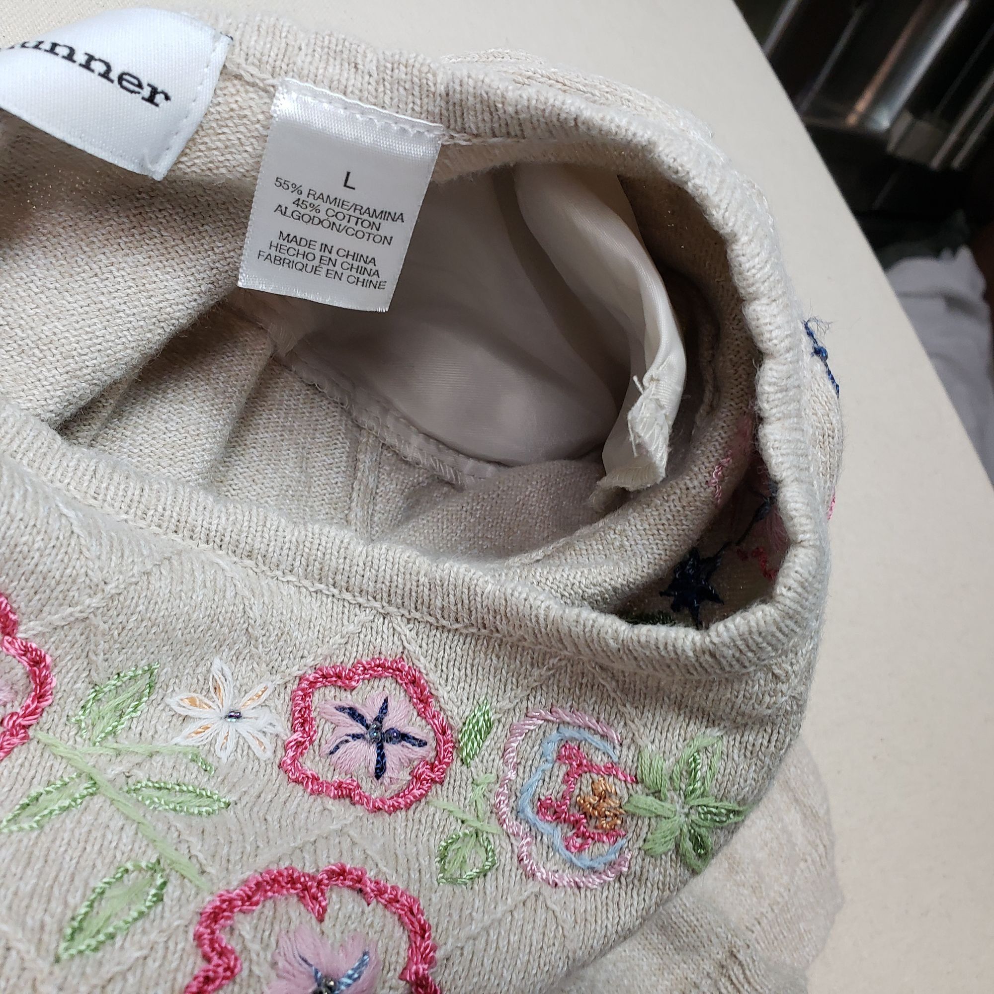 Other Alfred Dunner Women's Short Sleeve Embroidered Sweater Size L / US 10 / IT 46 - 6 Thumbnail