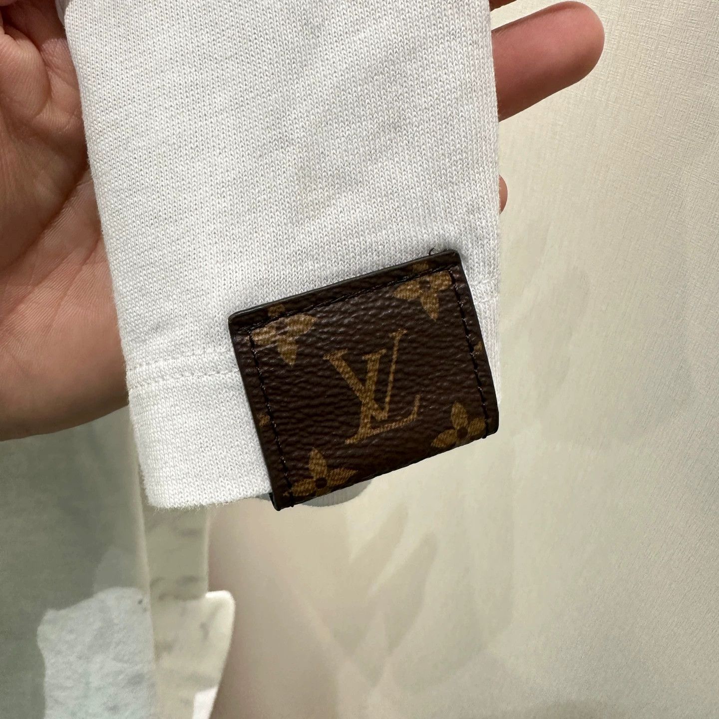 Louis Vuitton LV 26 Apr478 Portrait Bag Print Cotton Tee XXS Size US XXS / EU 40 - 7 Thumbnail