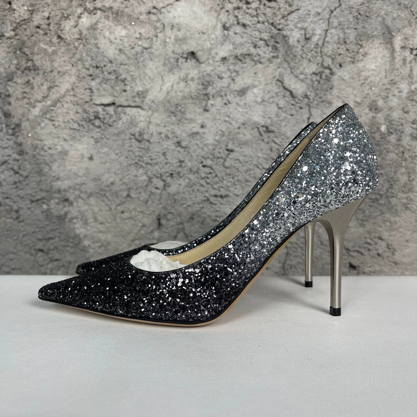 Jimmy Choo Jimmy Choo Gradient Sequin Pumps 36 Unworn Size US 5.5 / IT 35.5 - 3 Thumbnail