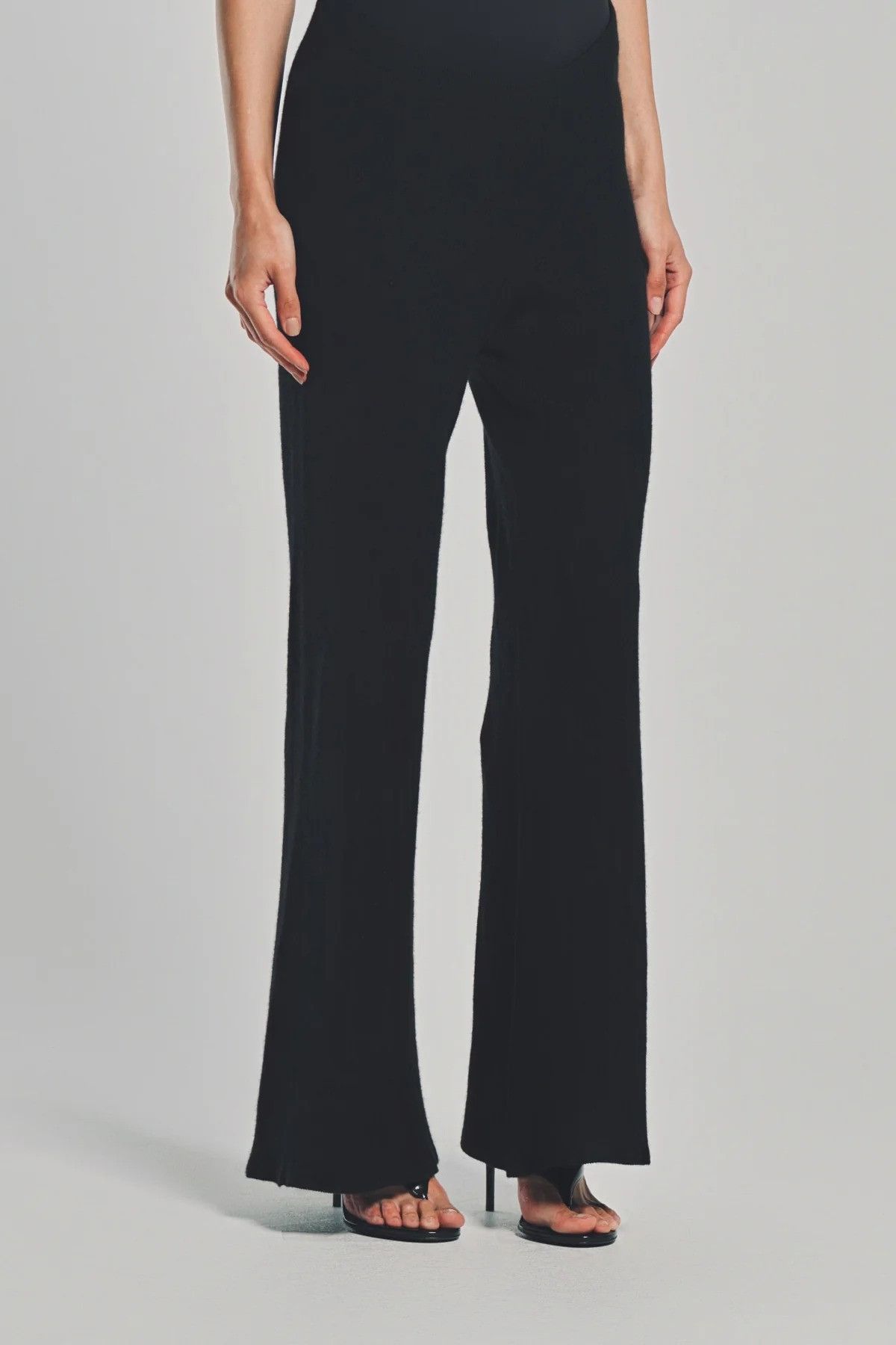 The Elder Statesman $895 The Elder Statesman Delicash Black Flare Pant Size 27" / US 4 / IT 40 - 2 Thumbnail