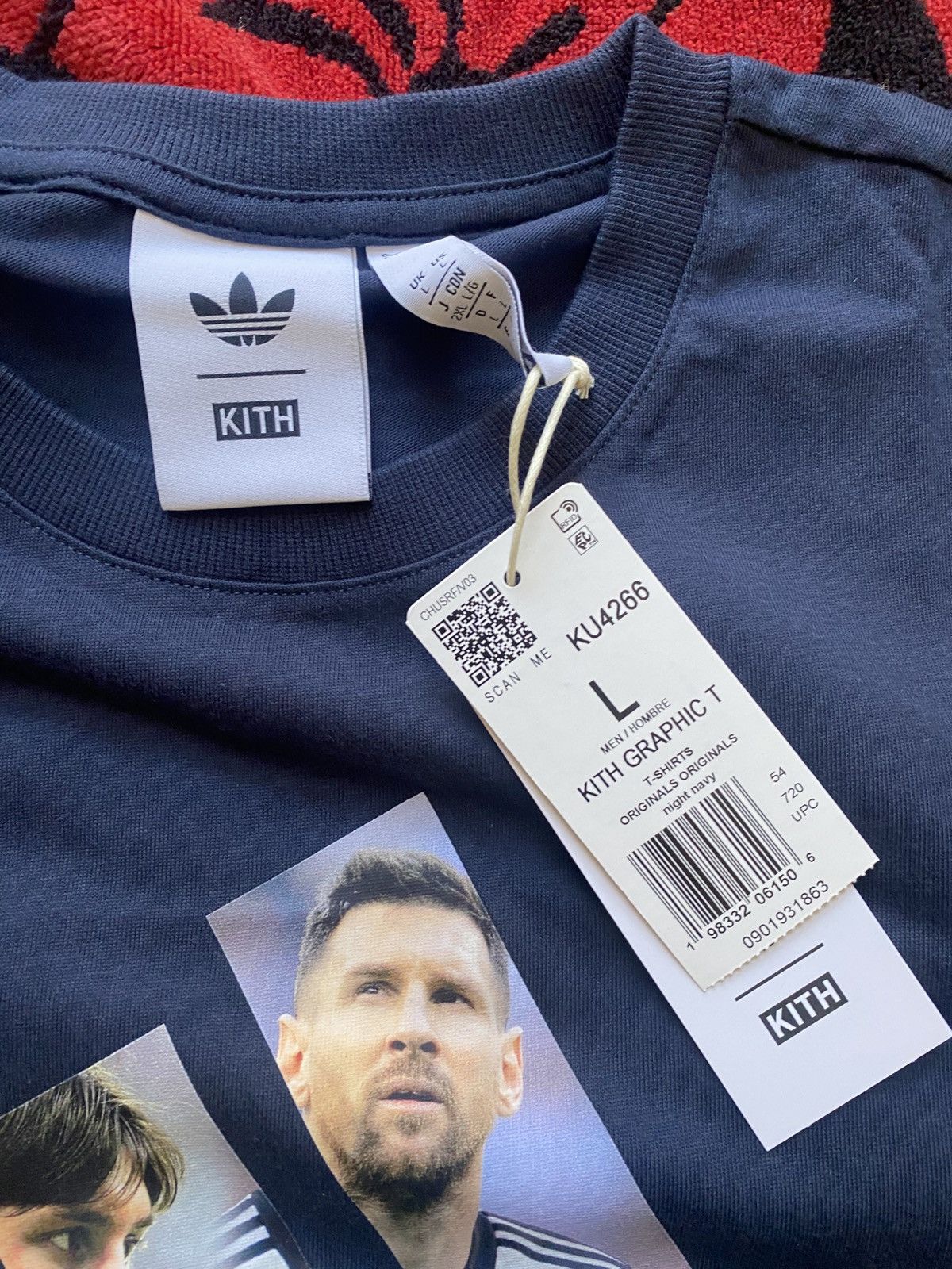 Kith Kith Adidas Messi Football Graphic Tee Navy Large Size US L / EU 52-54 / 3 - 3 Thumbnail